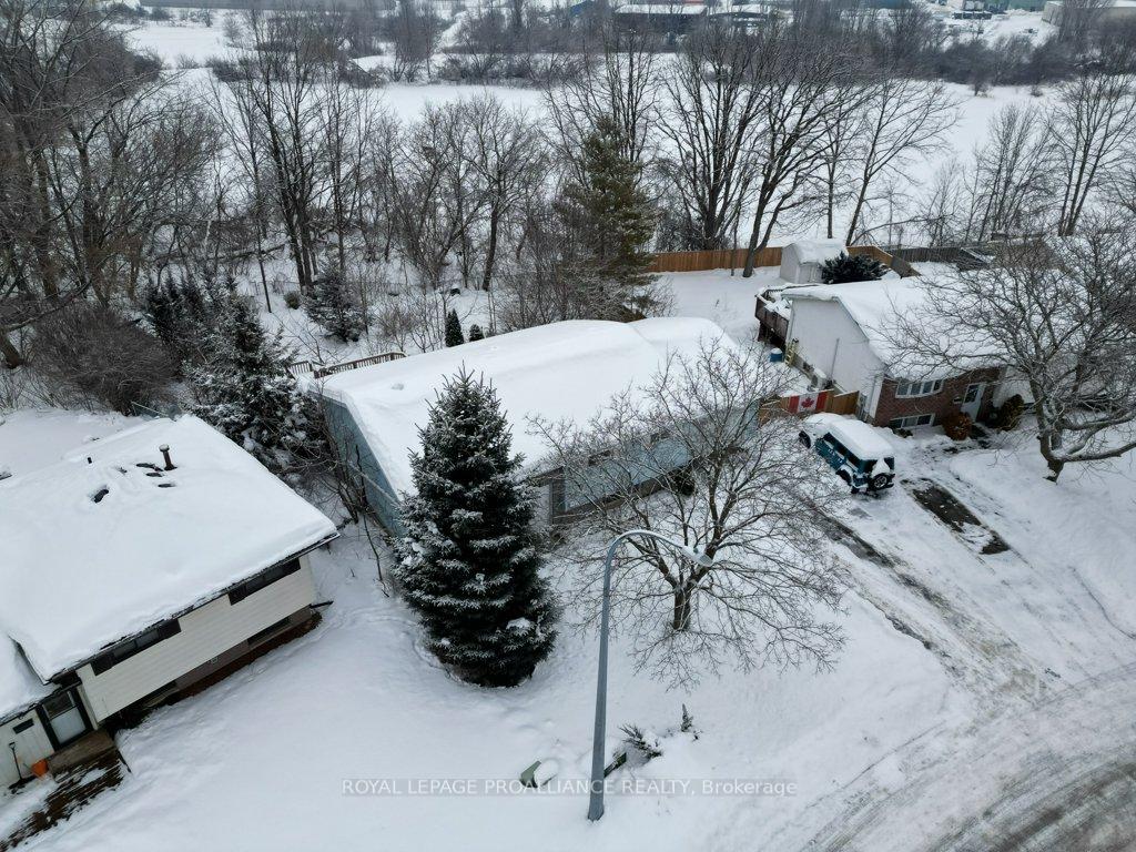 Photo 32 of 23 Ireland Drive, Quinte West, Trenton Ward — HOMEH