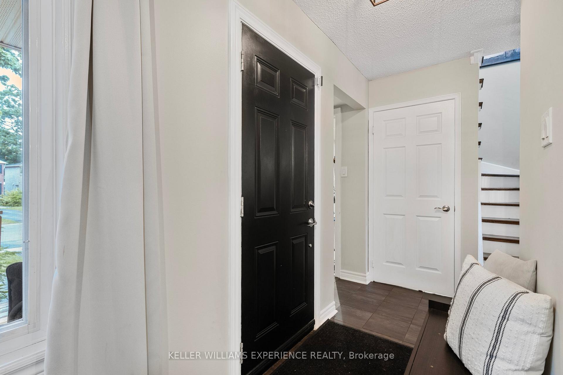 Photo 28 of 85 Ferguson Drive, Barrie, Northwest — HOMEH