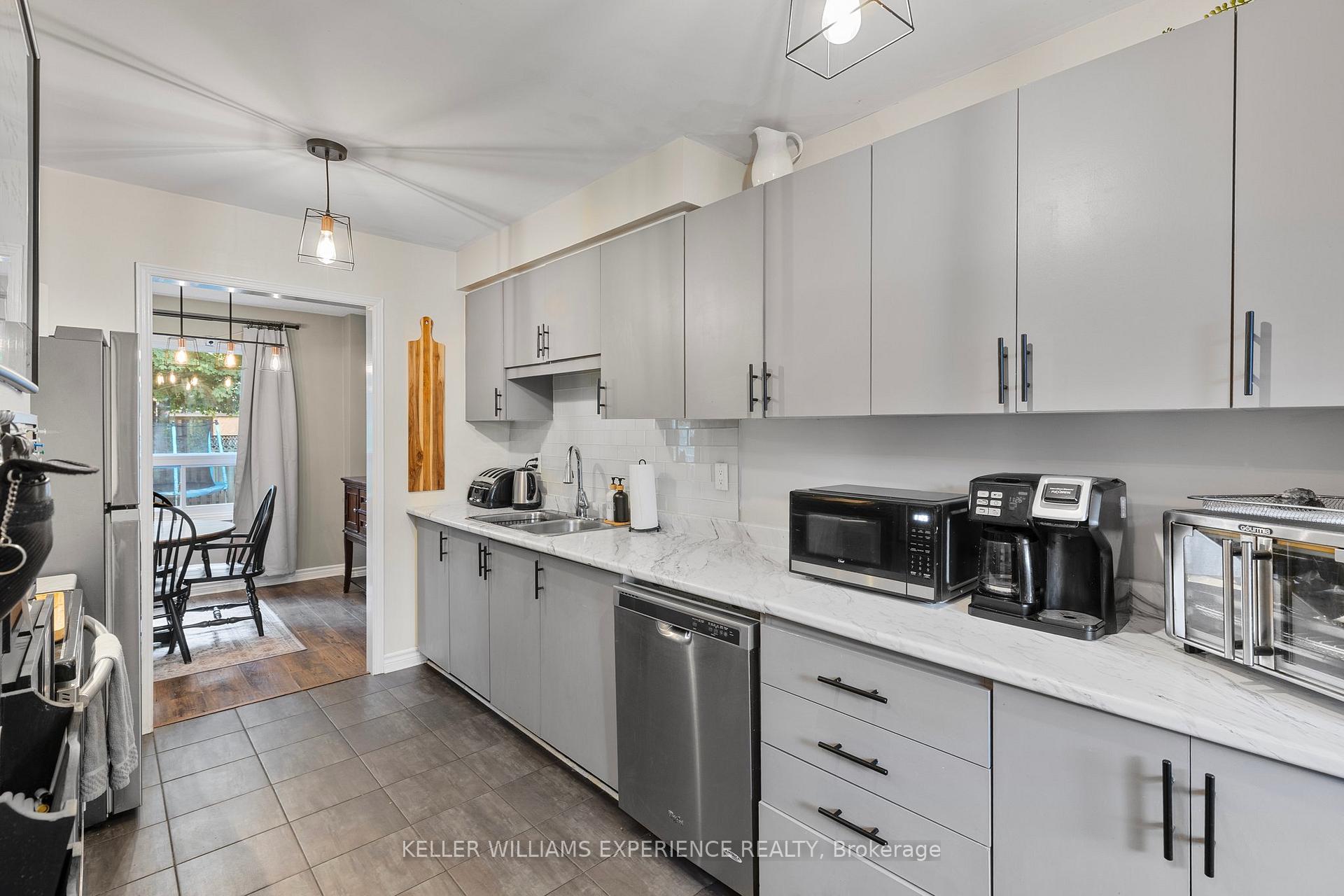 Photo 27 of 85 Ferguson Drive, Barrie, Northwest — HOMEH