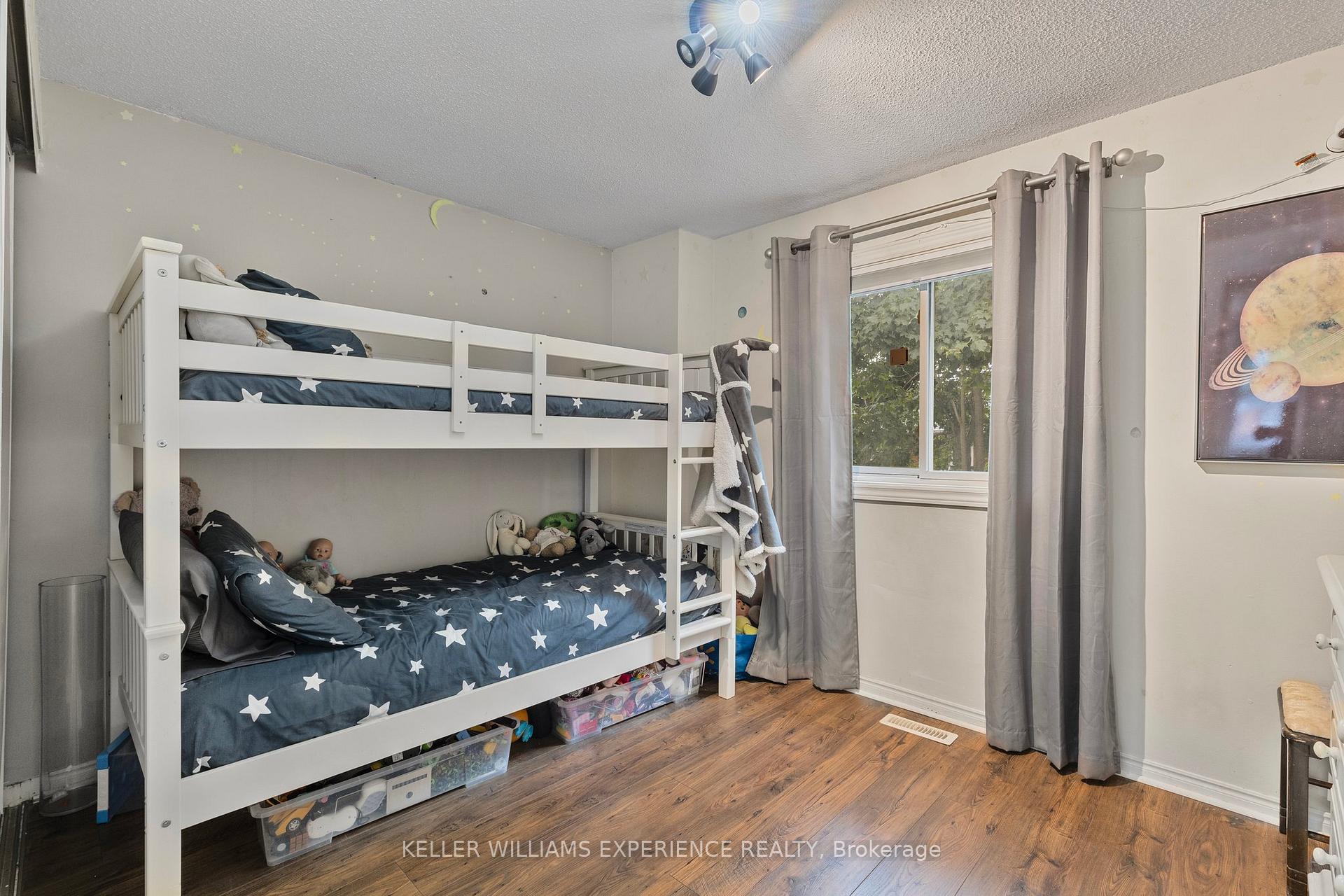 Photo 7 of 85 Ferguson Drive, Barrie, Northwest — HOMEH