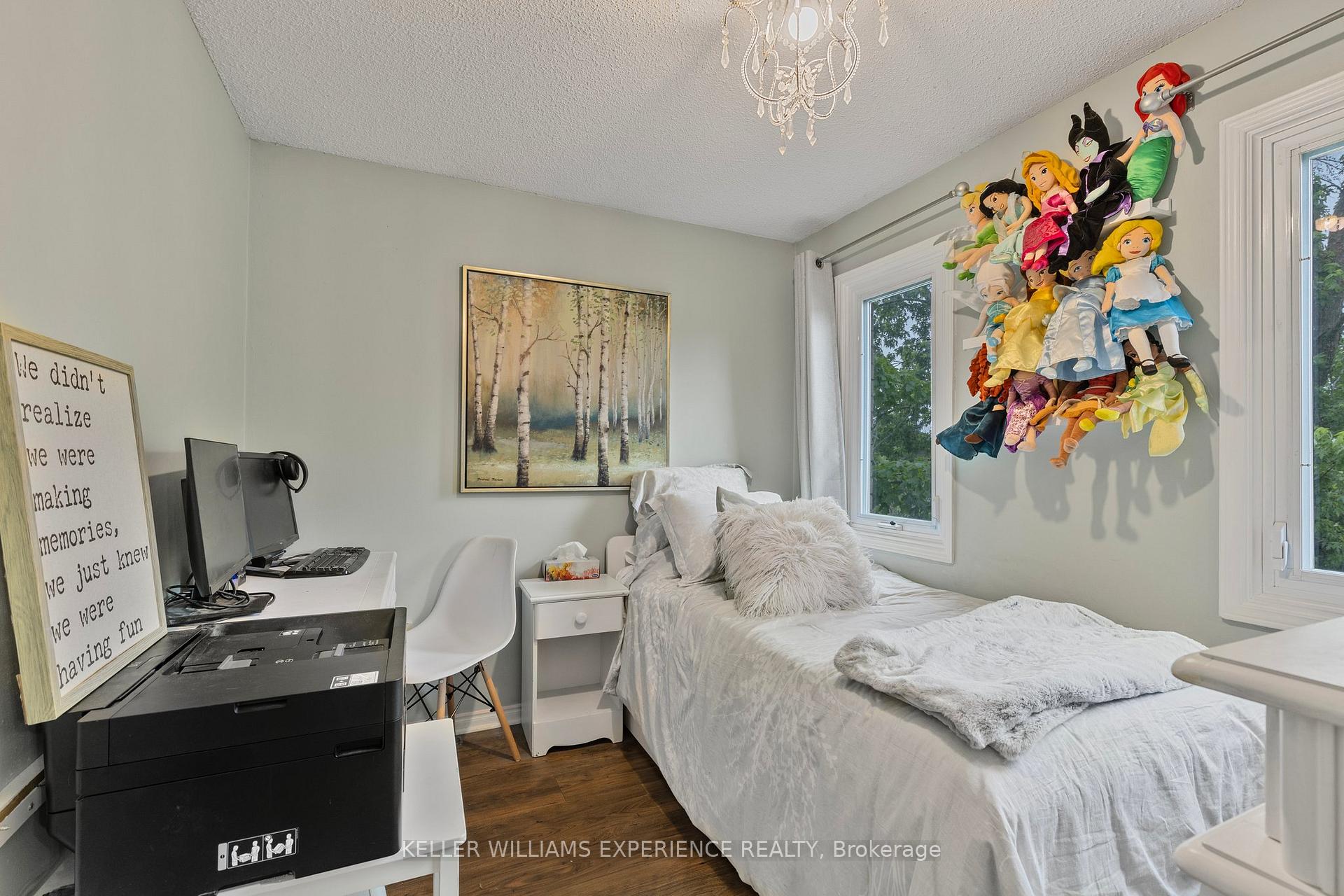 Photo 8 of 85 Ferguson Drive, Barrie, Northwest — HOMEH