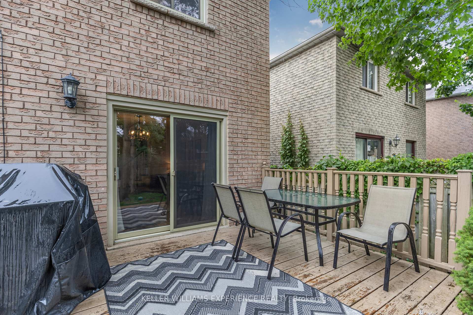 Photo 12 of 85 Ferguson Drive, Barrie, Northwest — HOMEH