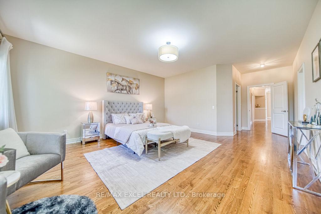 Photo 20 of 166 Townsgate Drive, Vaughan, Crestwood-Springfarm-Yorkhill — HOMEH