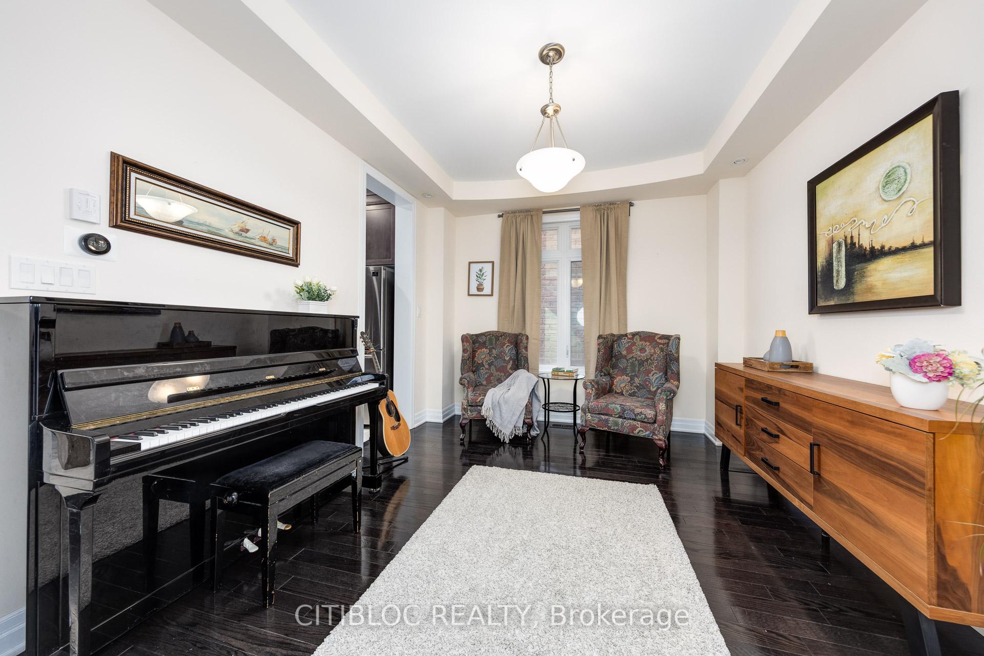 Photo 7 of 25 Claudview Street, King, King City — HOMEH