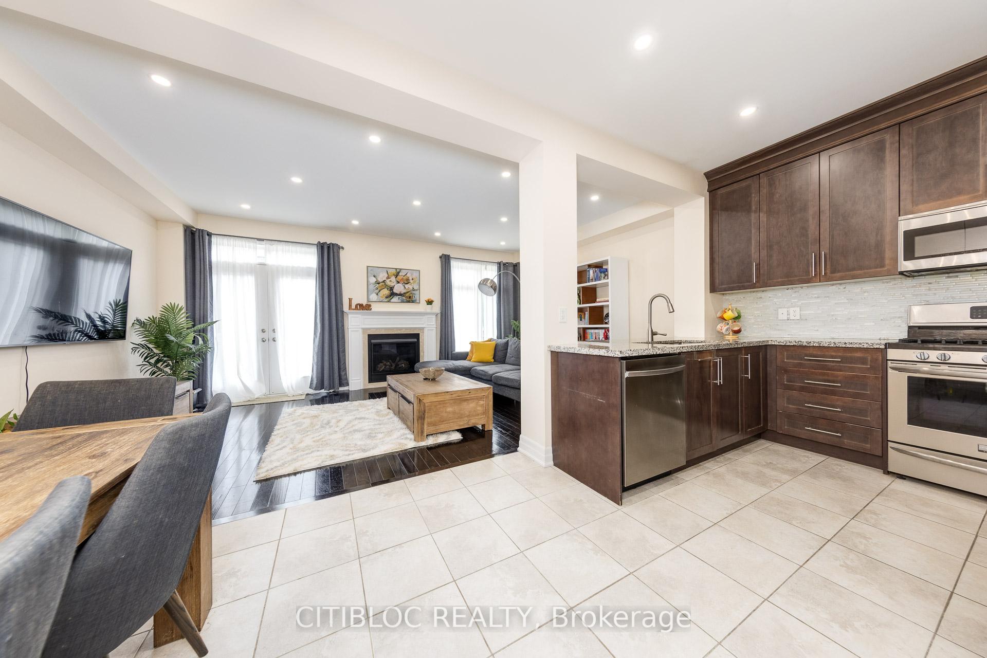 Photo 5 of 25 Claudview Street, King, King City — HOMEH