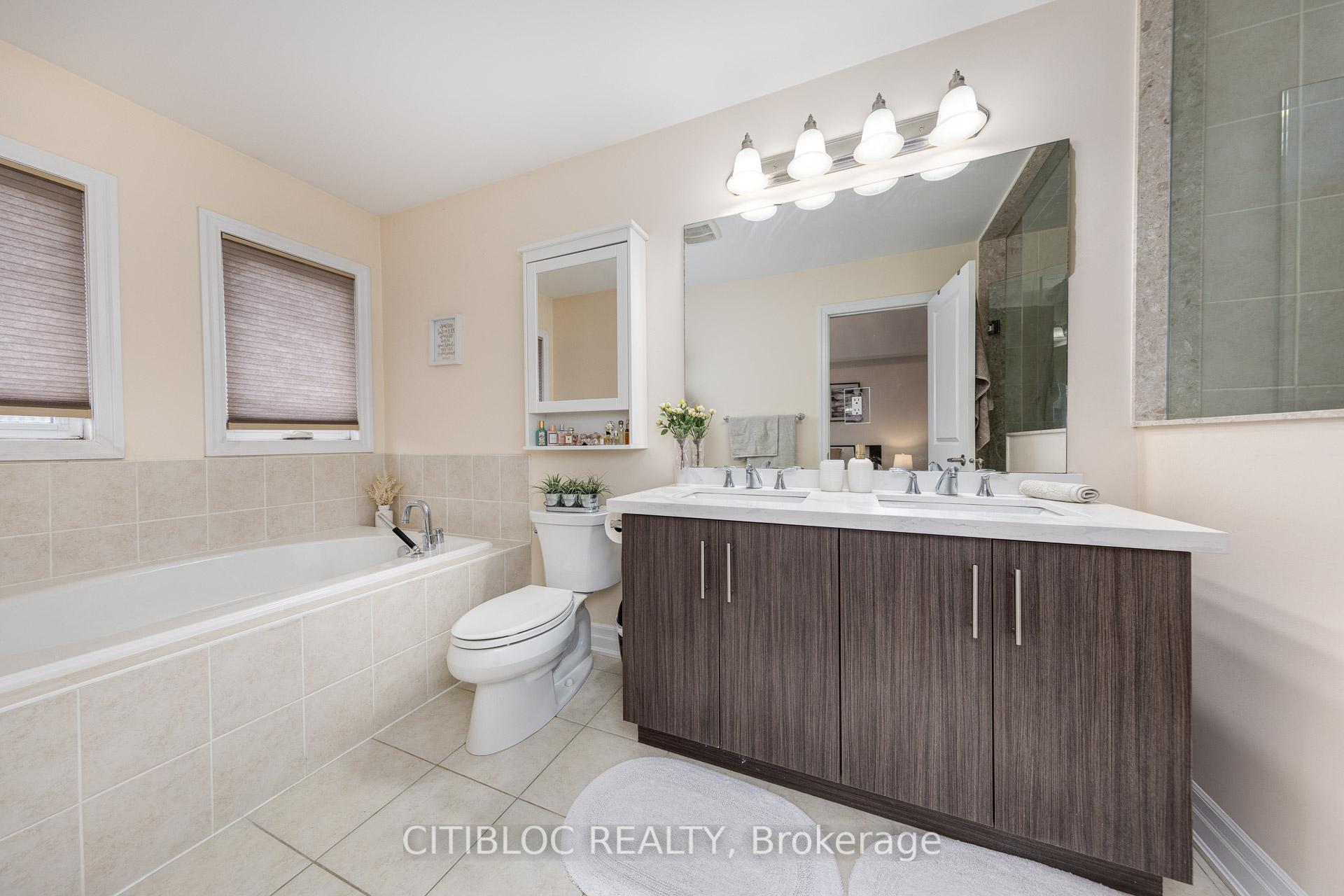 Photo 23 of 25 Claudview Street, King, King City — HOMEH