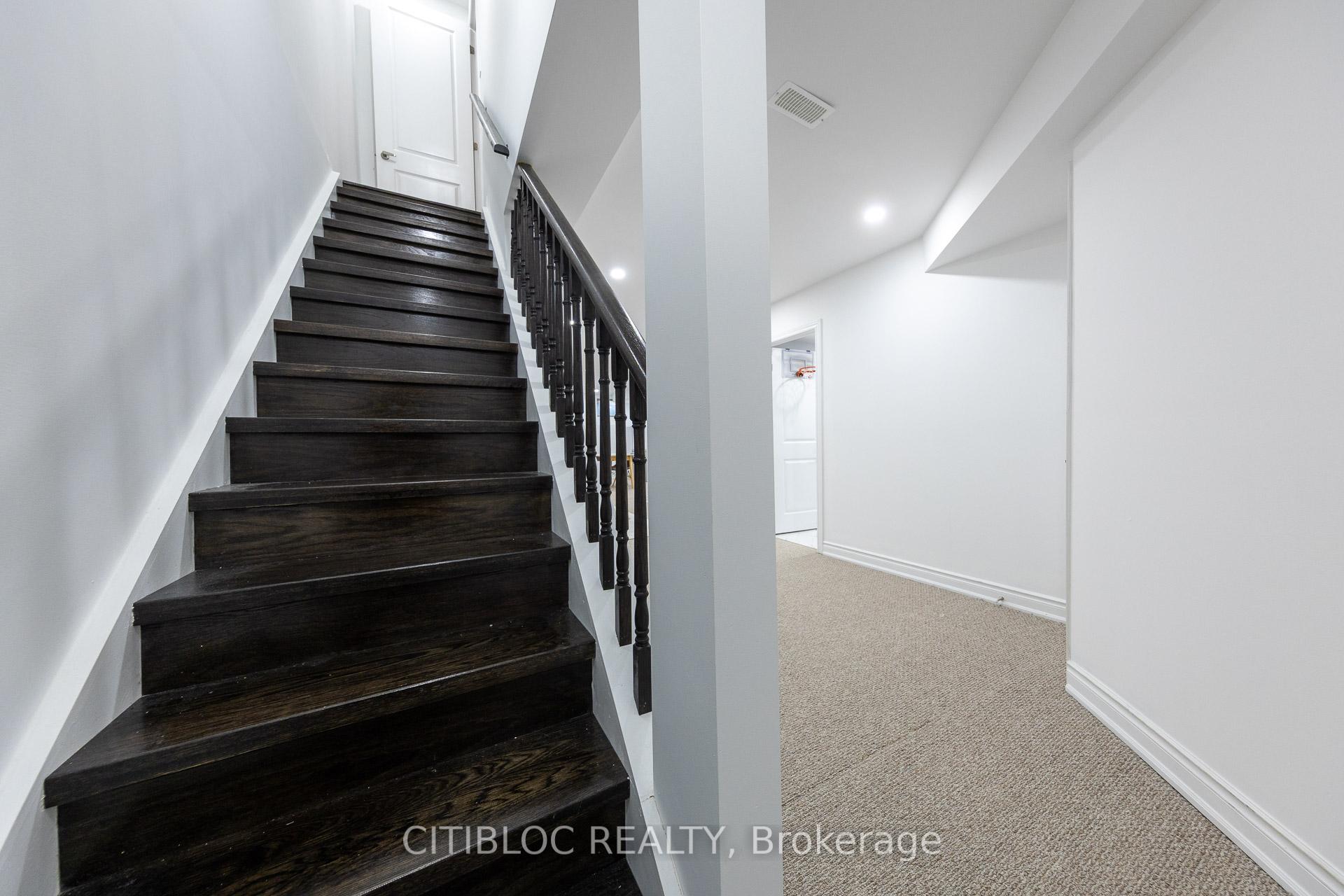 Photo 38 of 25 Claudview Street, King, King City — HOMEH