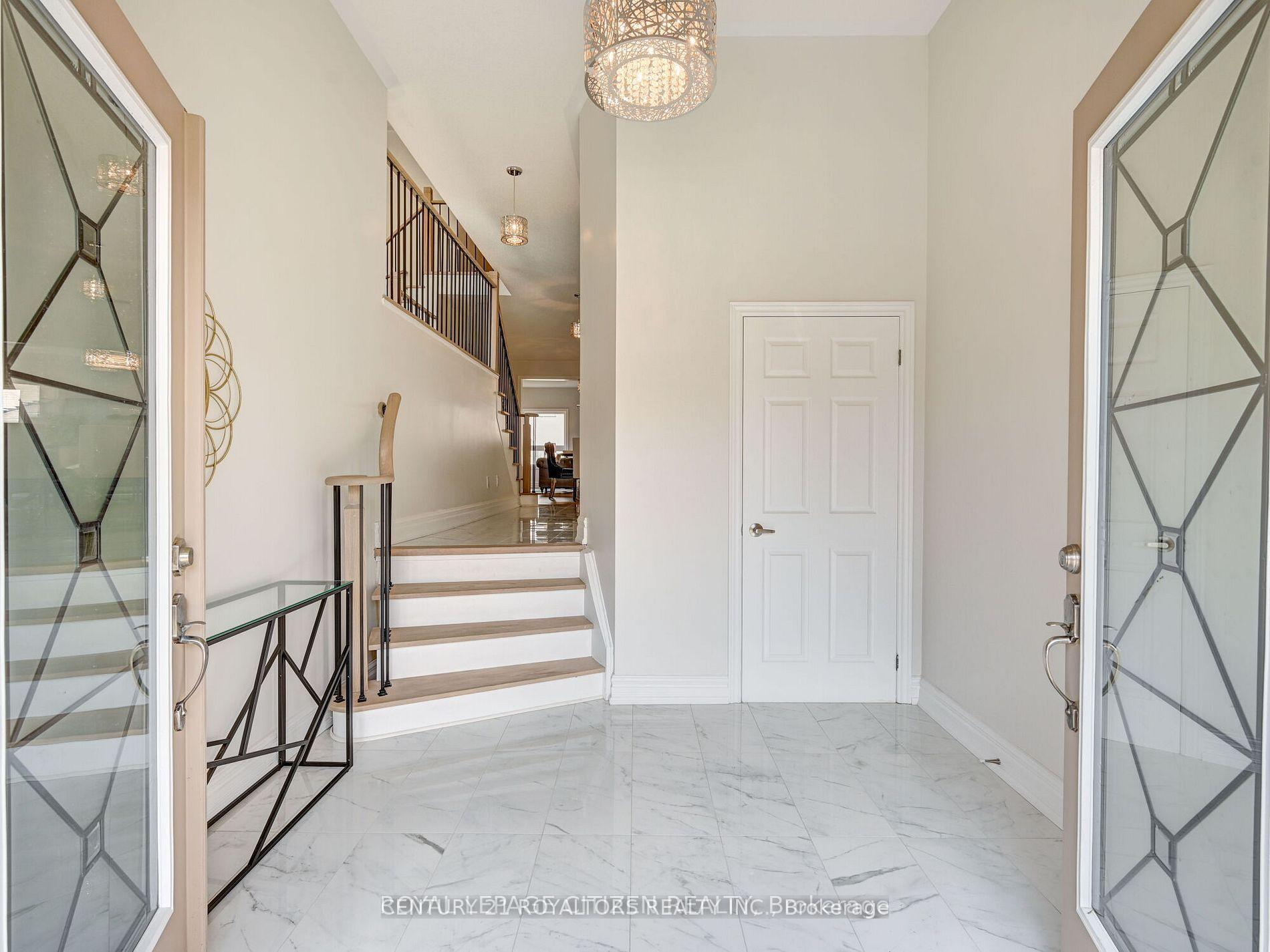 Photo 5 of 86 Game Creek Crescent, Brampton, Northwest Sandalwood Parkway — HOMEH