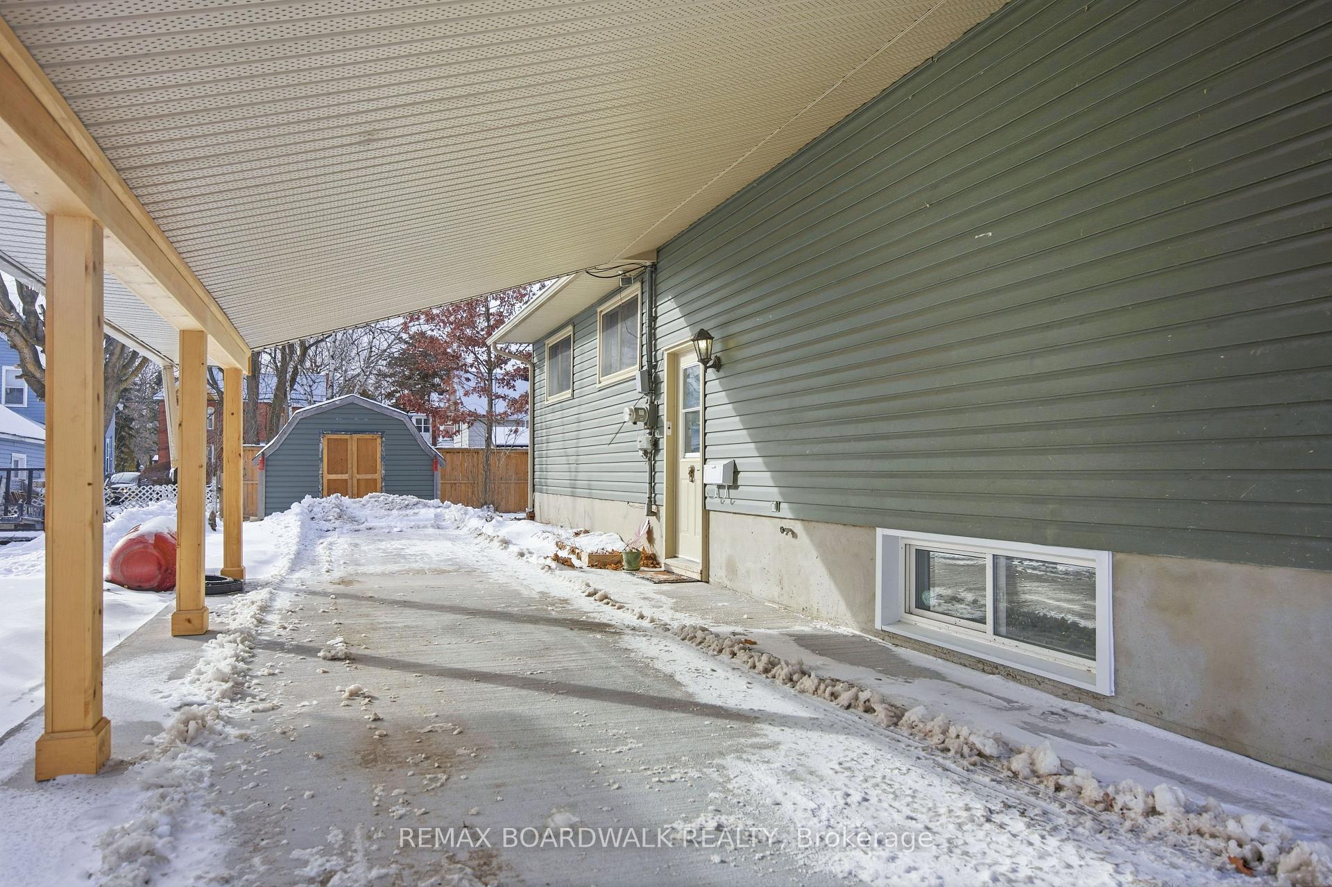 Photo 2 of 12 Prince Street, Carleton Place — HOMEH