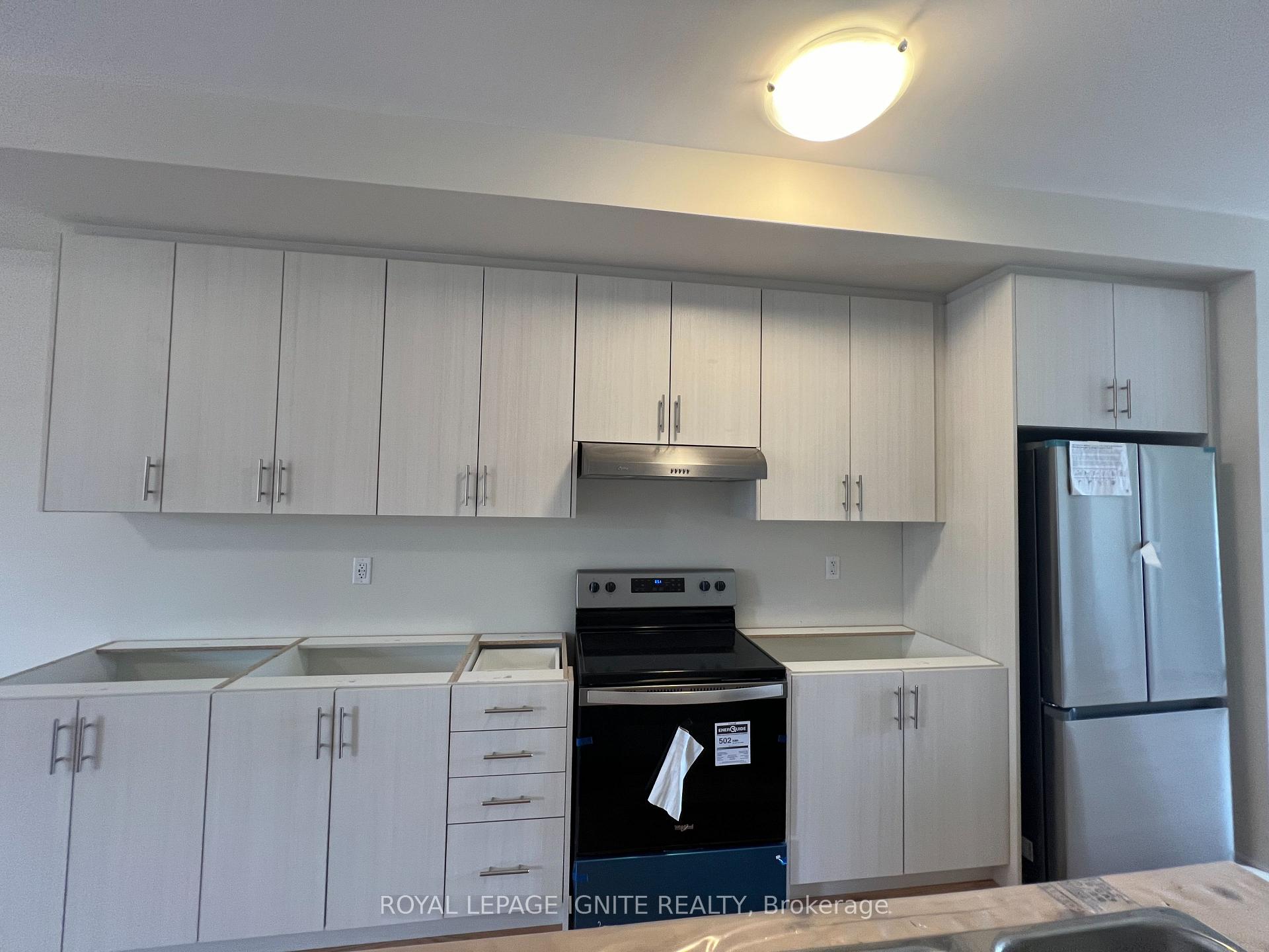 Photo 8 of 2100 Fairmont Common, Burlington, Tyandaga — HOMEH