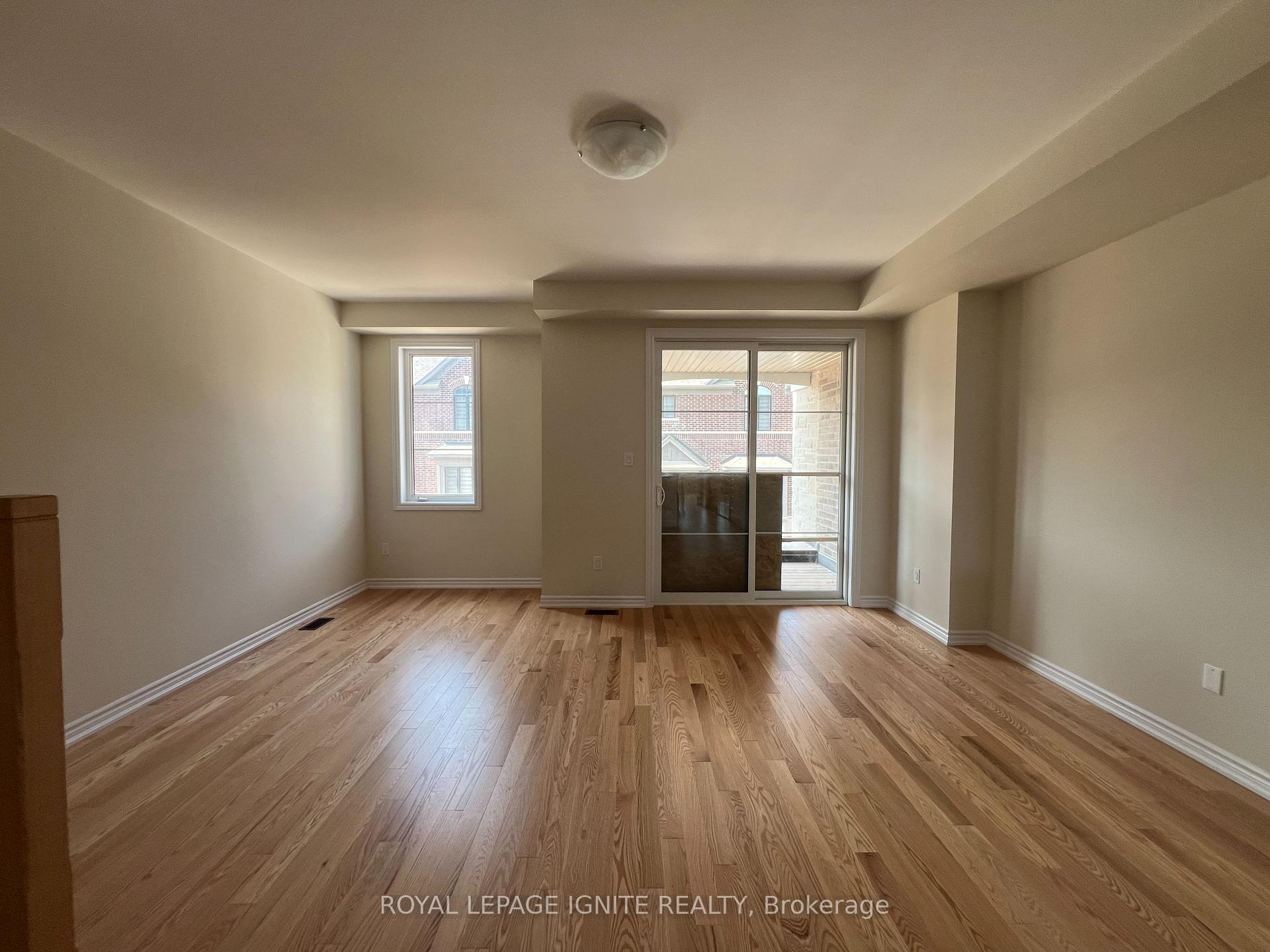 Photo 12 of 2100 Fairmont Common, Burlington, Tyandaga — HOMEH