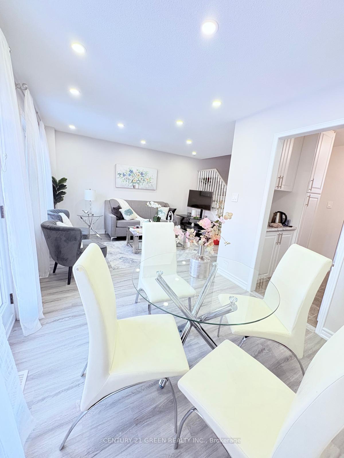 Photo 17 of 66 Millstone Drive, Brampton, Fletcher's Creek South — HOMEH