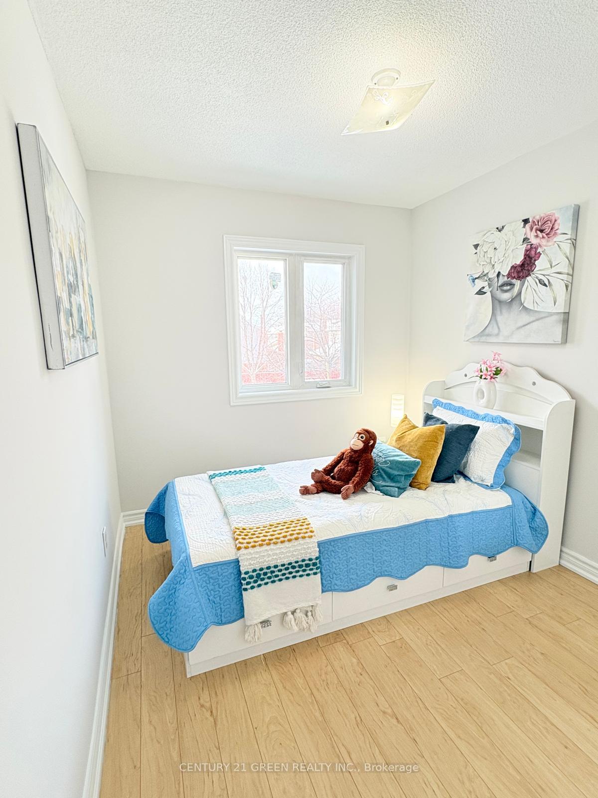 Photo 23 of 66 Millstone Drive, Brampton, Fletcher's Creek South — HOMEH