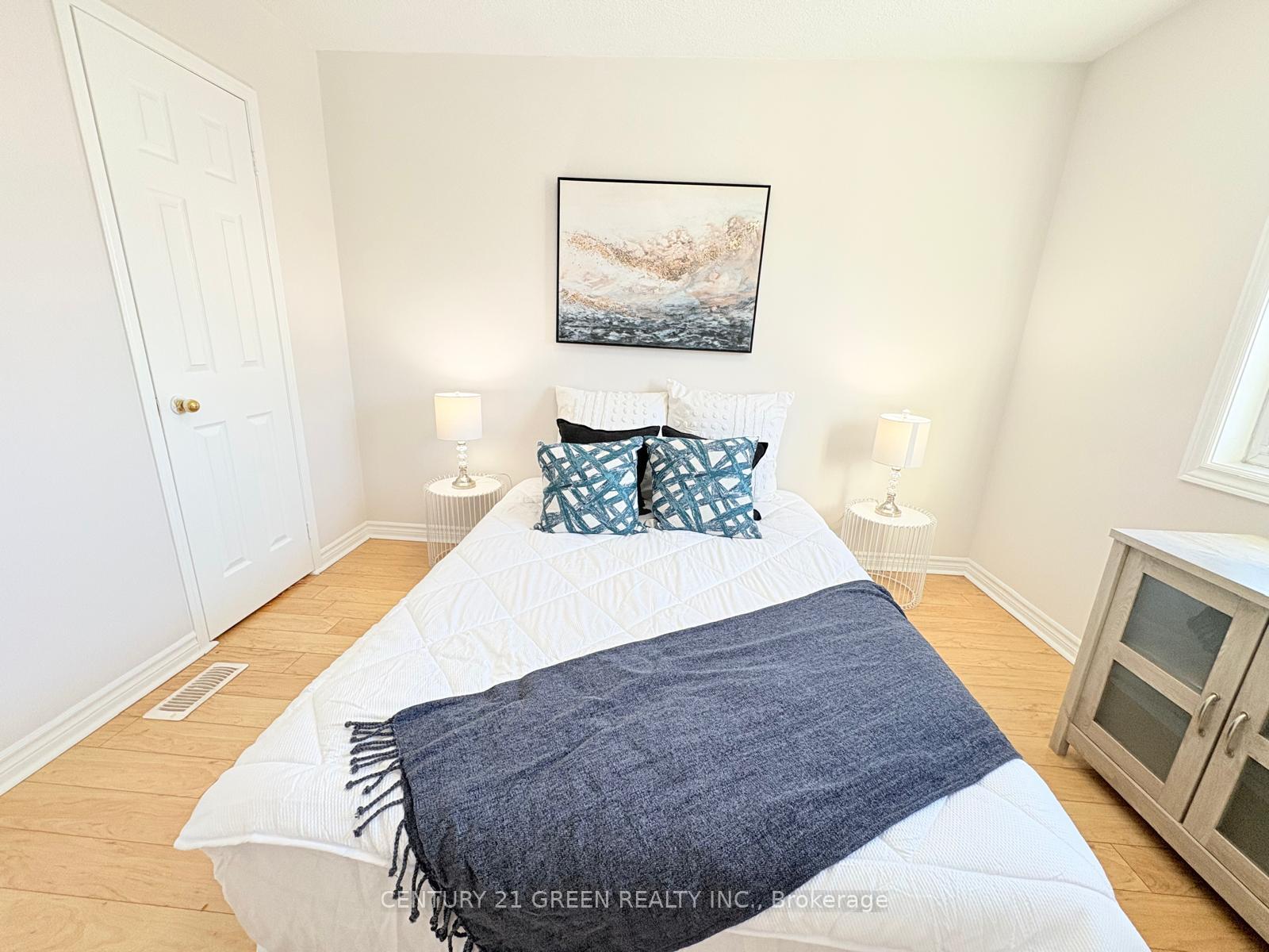 Photo 42 of 66 Millstone Drive, Brampton, Fletcher's Creek South — HOMEH