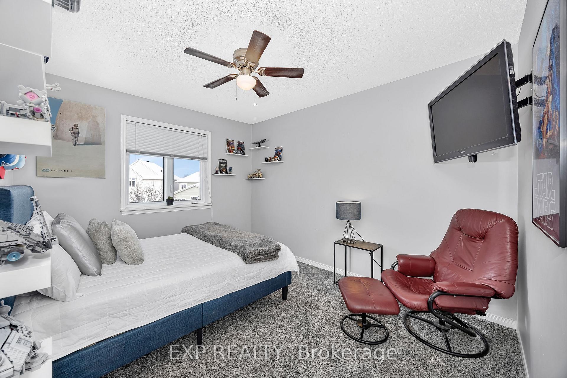 Photo 18 of 268 Eye Bright Crescent, Ottawa, Riverside South/Gloucester Glen — HOMEH