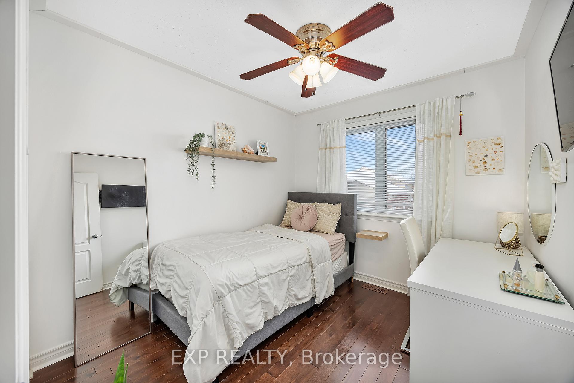Photo 22 of 268 Eye Bright Crescent, Ottawa, Riverside South/Gloucester Glen — HOMEH