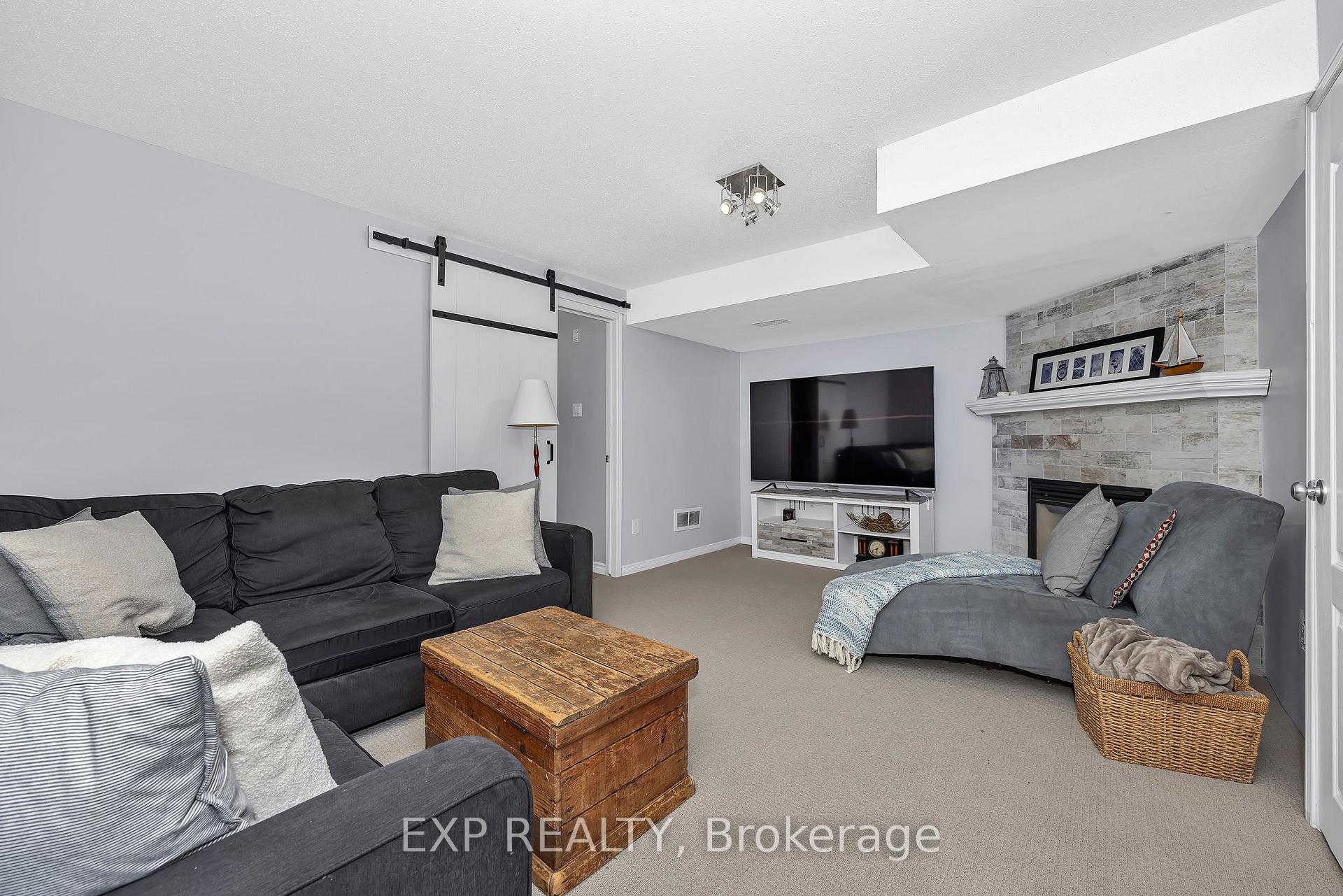 Photo 30 of 268 Eye Bright Crescent, Ottawa, Riverside South/Gloucester Glen — HOMEH