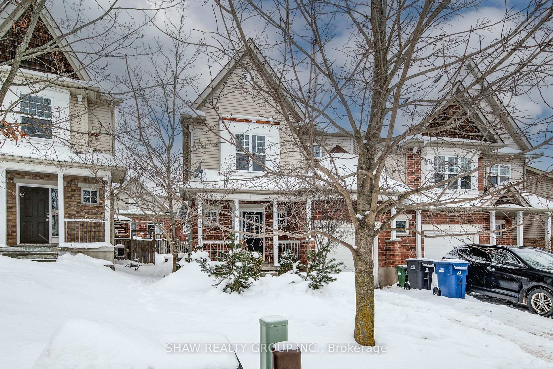 Photo 4 of 21 Truesdale Crescent, Guelph, Kortright West — HOMEH