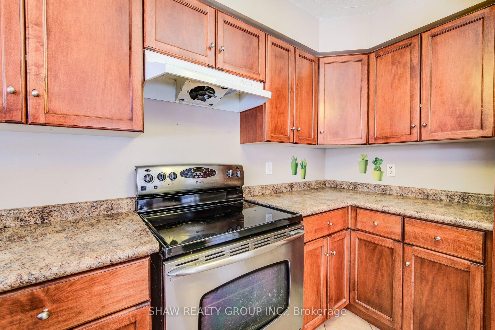 Photo 15 of 21 Truesdale Crescent, Guelph, Kortright West — HOMEH