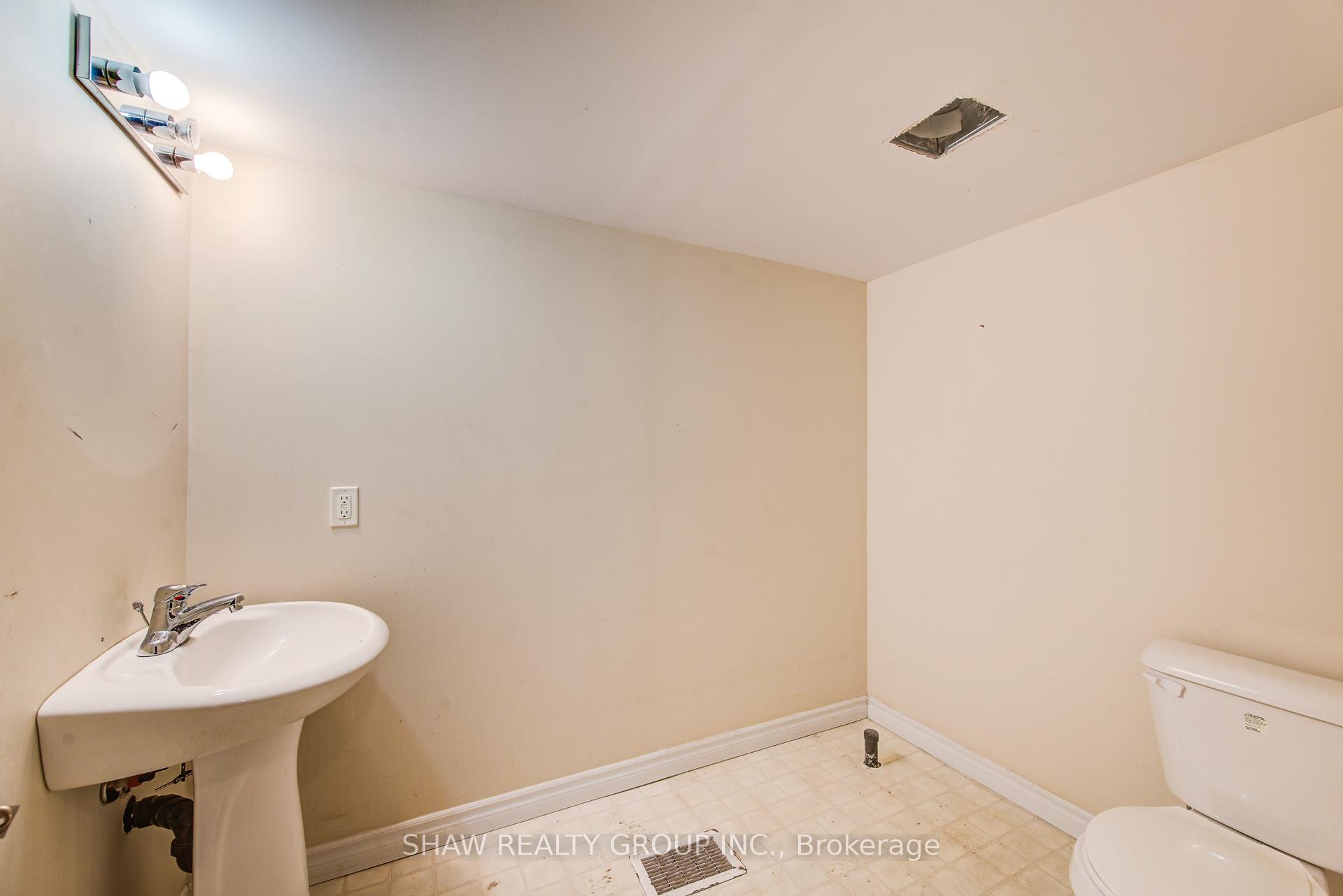 Photo 40 of 21 Truesdale Crescent, Guelph, Kortright West — HOMEH