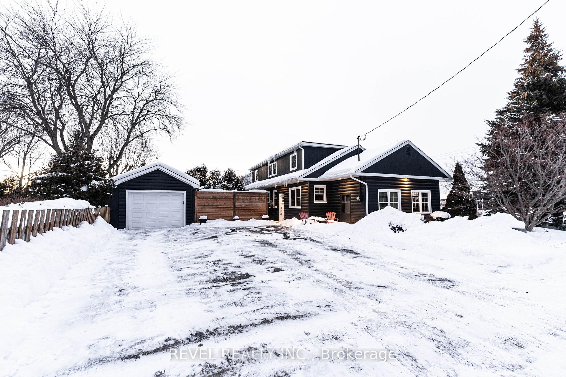 Photo 2 of 331 St Paul Street W, St. Catharines, Rykert/Vansickle — HOMEH