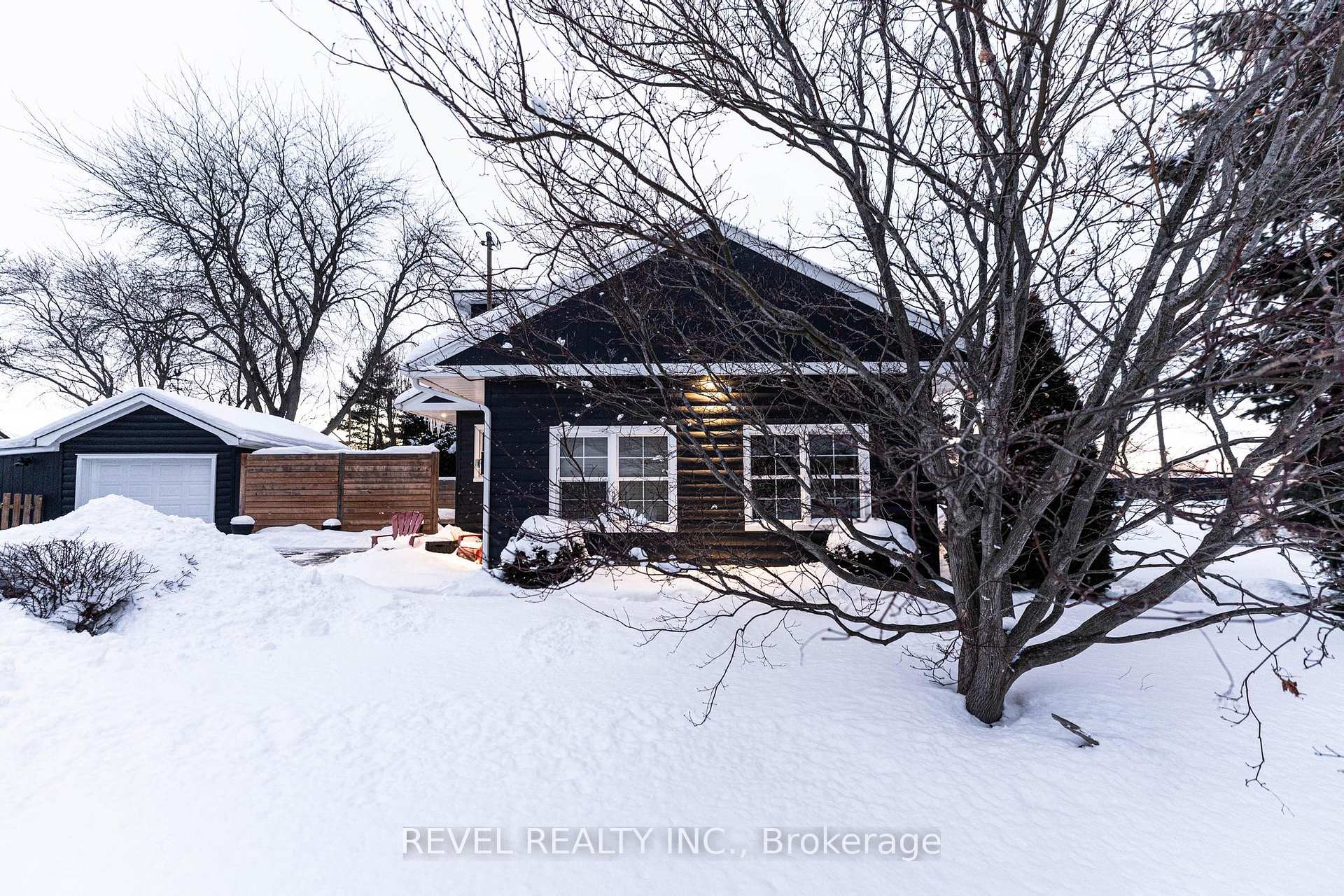 Photo 4 of 331 St Paul Street W, St. Catharines, Rykert/Vansickle — HOMEH