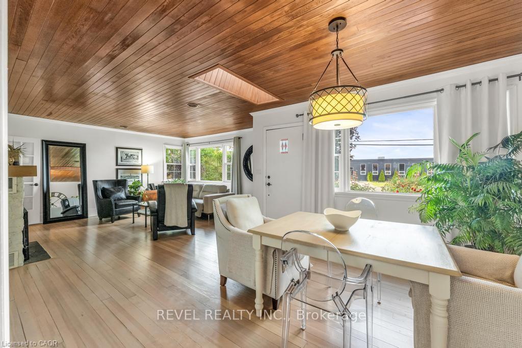 Photo 14 of 331 St Paul Street W, St. Catharines, Rykert/Vansickle — HOMEH
