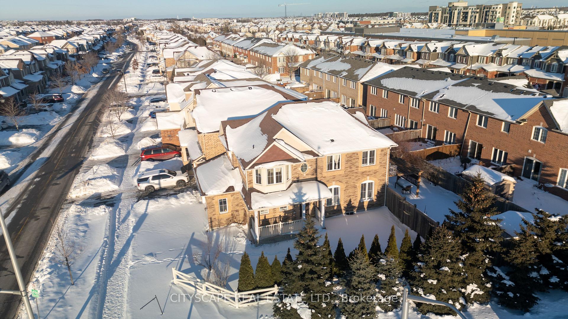 Photo 6 of 150 Leiterman Drive, Milton, Willmott — HOMEH
