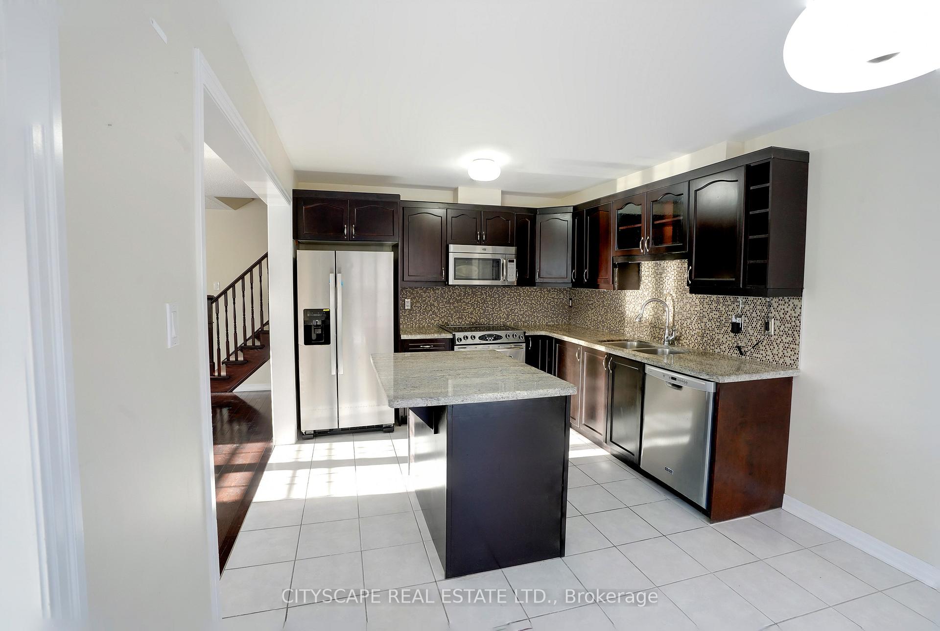 Photo 17 of 150 Leiterman Drive, Milton, Willmott — HOMEH