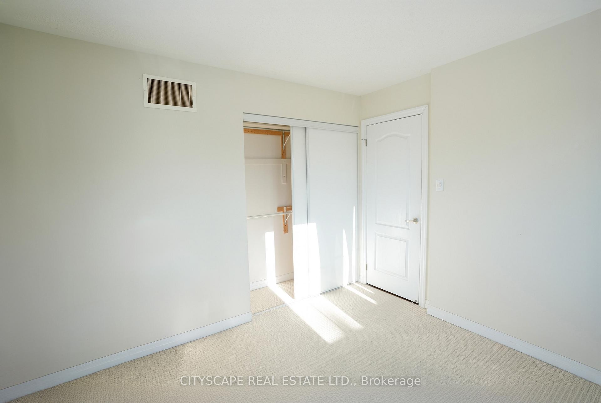Photo 12 of 150 Leiterman Drive, Milton, Willmott — HOMEH