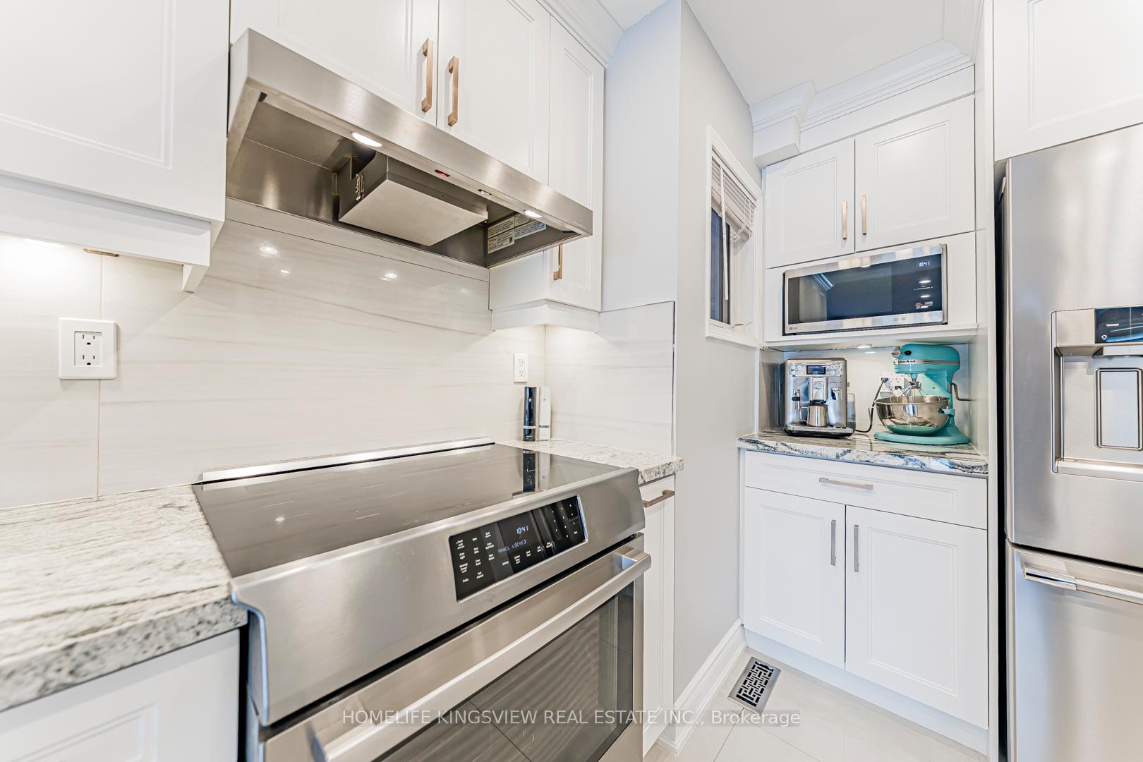 Photo 48 of 80 Giancola Crescent, Vaughan, Maple — HOMEH