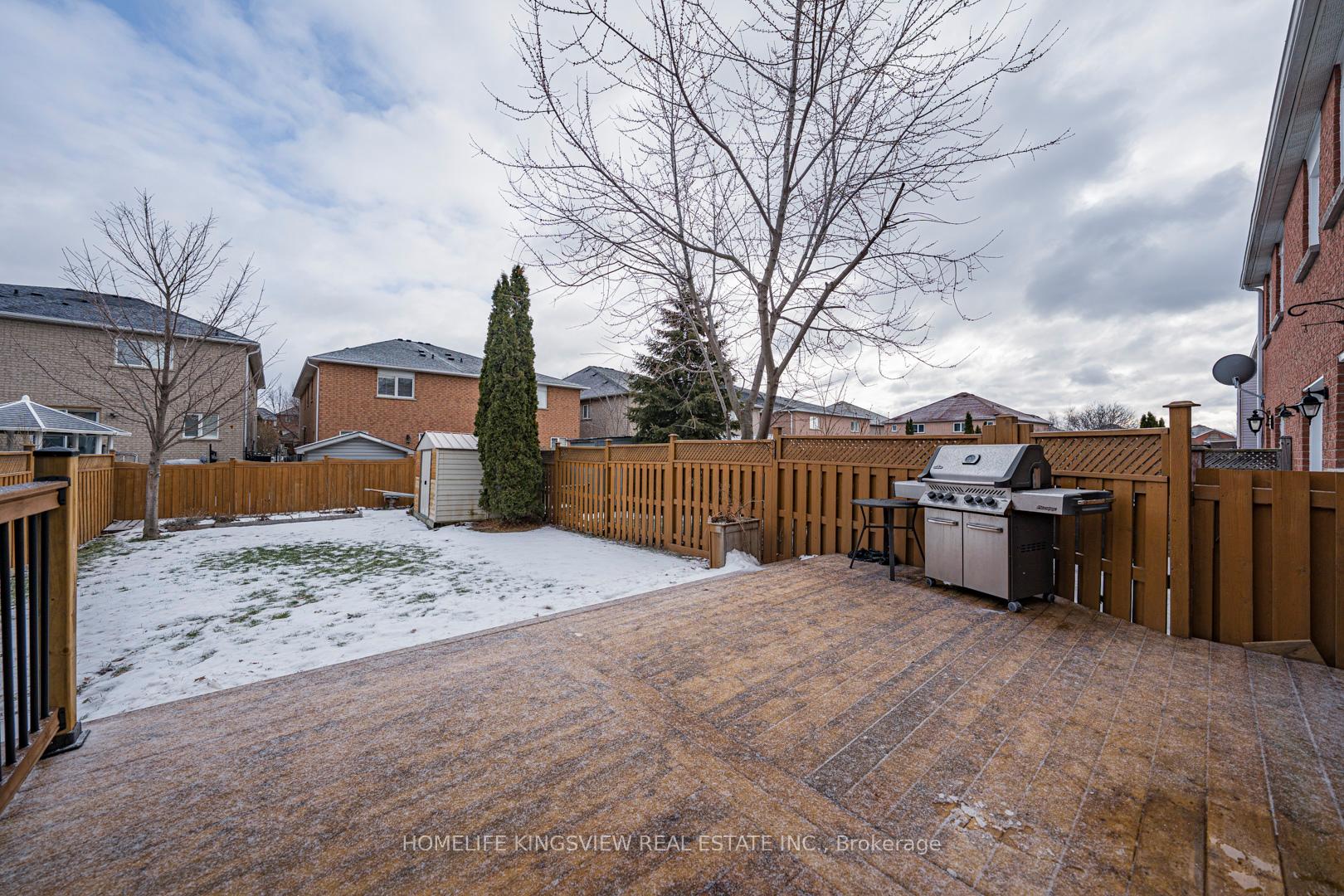 Photo 44 of 80 Giancola Crescent, Vaughan, Maple — HOMEH