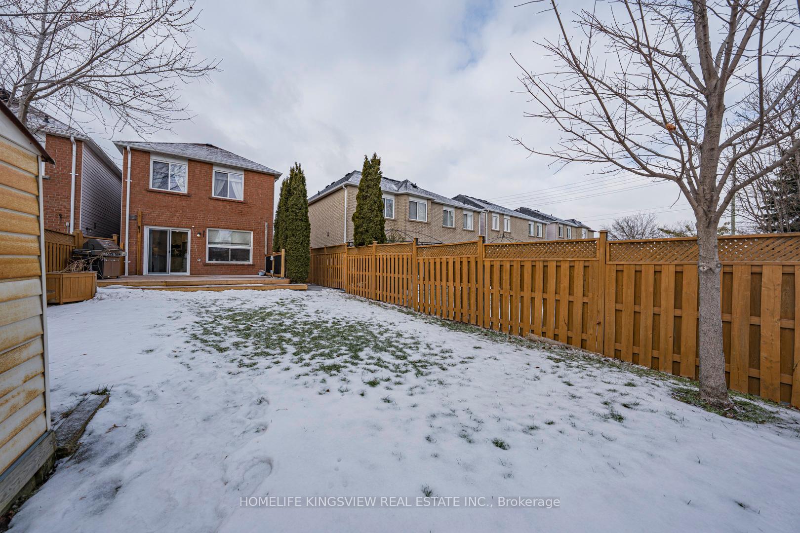 Photo 45 of 80 Giancola Crescent, Vaughan, Maple — HOMEH