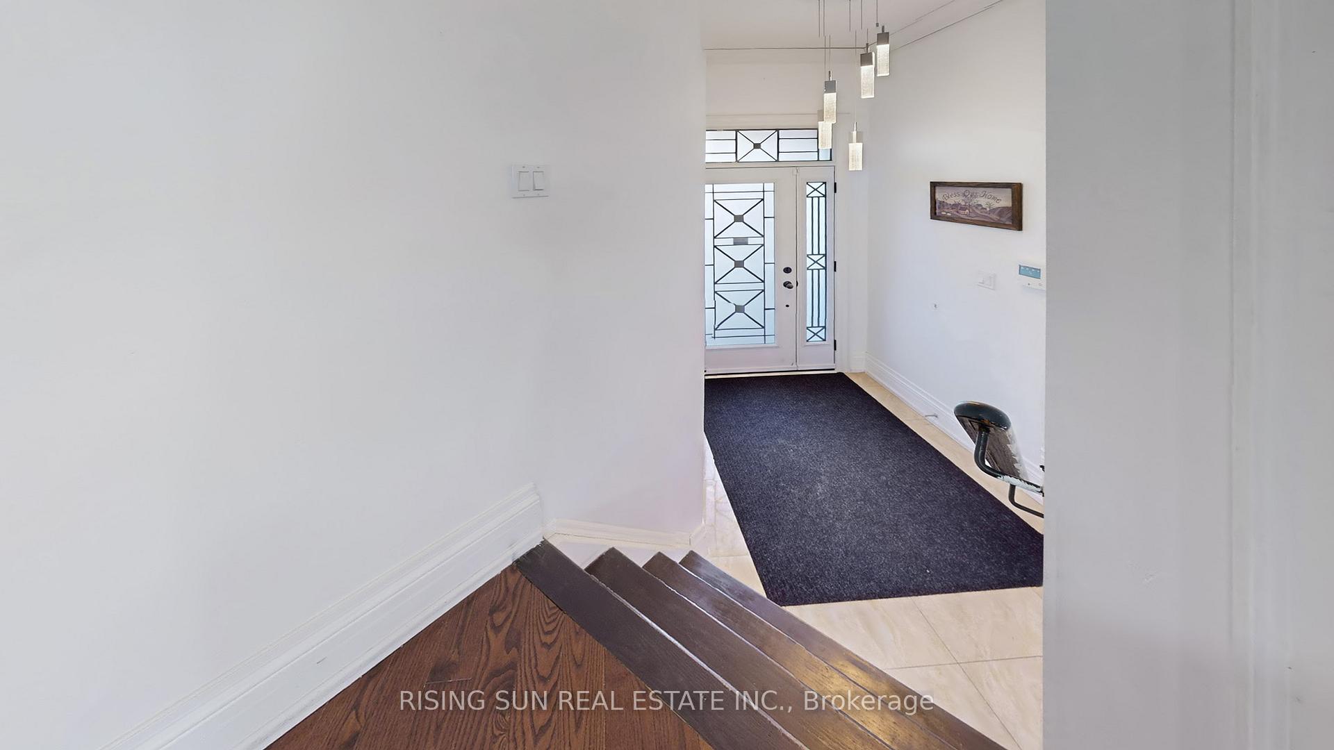 Photo 38 of 20 Bramoak Crescent, Brampton, Northwest Sandalwood Parkway — HOMEH