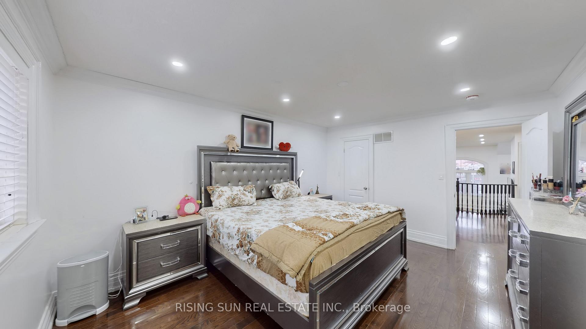 Photo 40 of 20 Bramoak Crescent, Brampton, Northwest Sandalwood Parkway — HOMEH