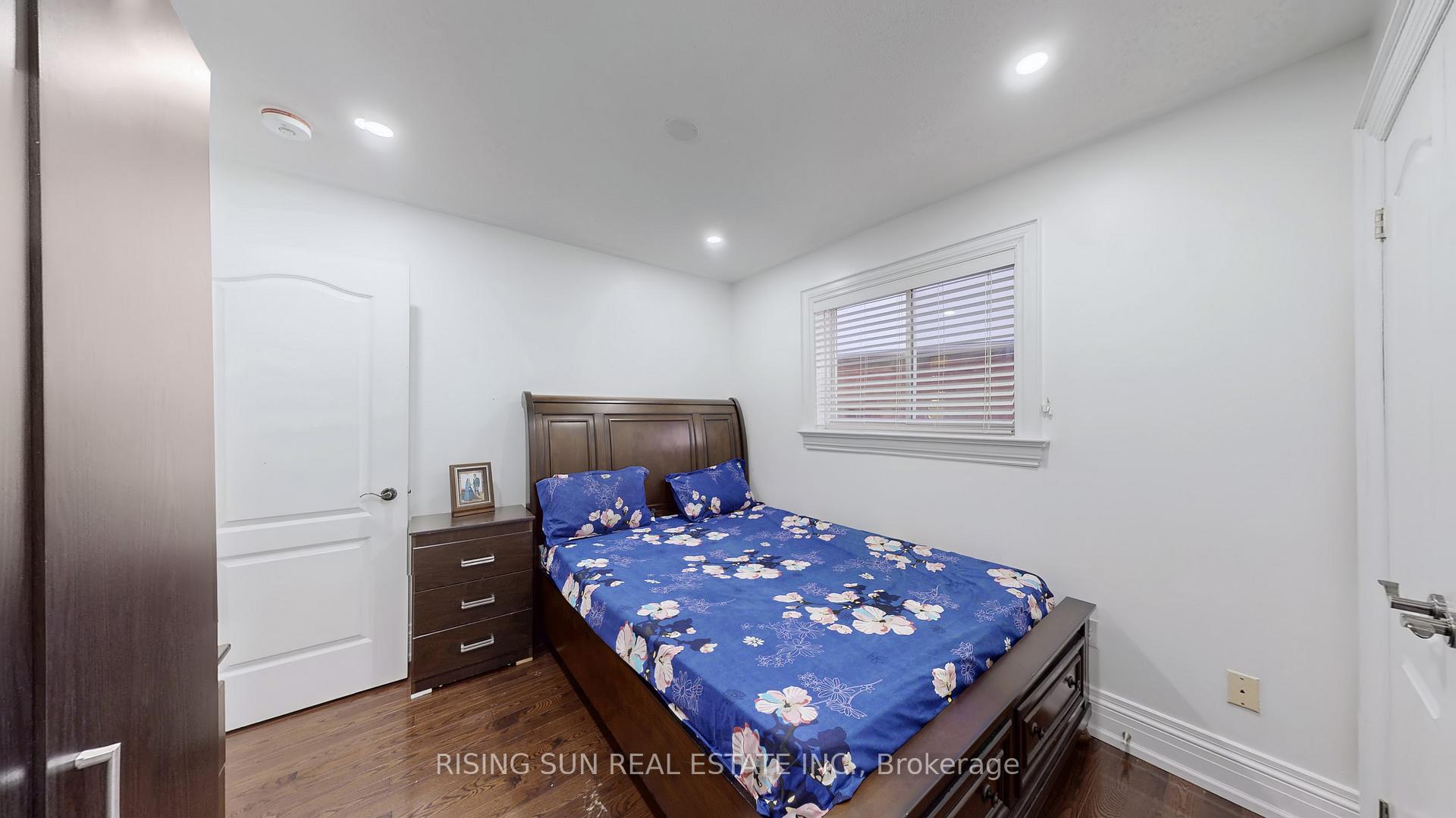 Photo 45 of 20 Bramoak Crescent, Brampton, Northwest Sandalwood Parkway — HOMEH