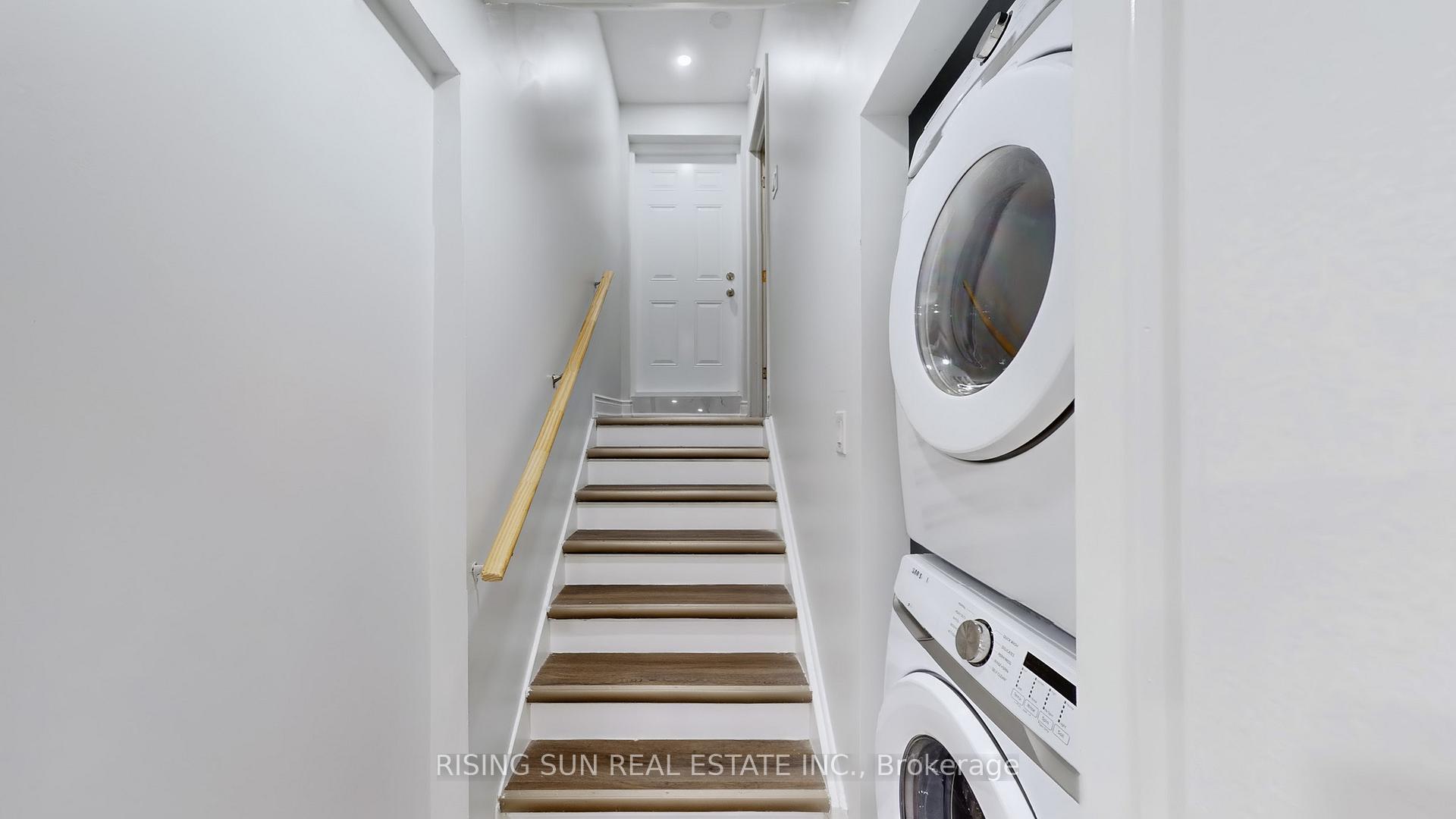 Photo 43 of 20 Bramoak Crescent, Brampton, Northwest Sandalwood Parkway — HOMEH