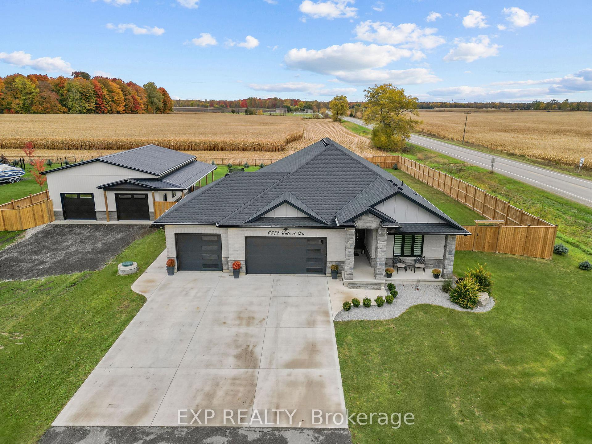Photo 1 of 6572 Calvert Drive, Strathroy-Caradoc, Rural Strathroy-Caradoc — HOMEH