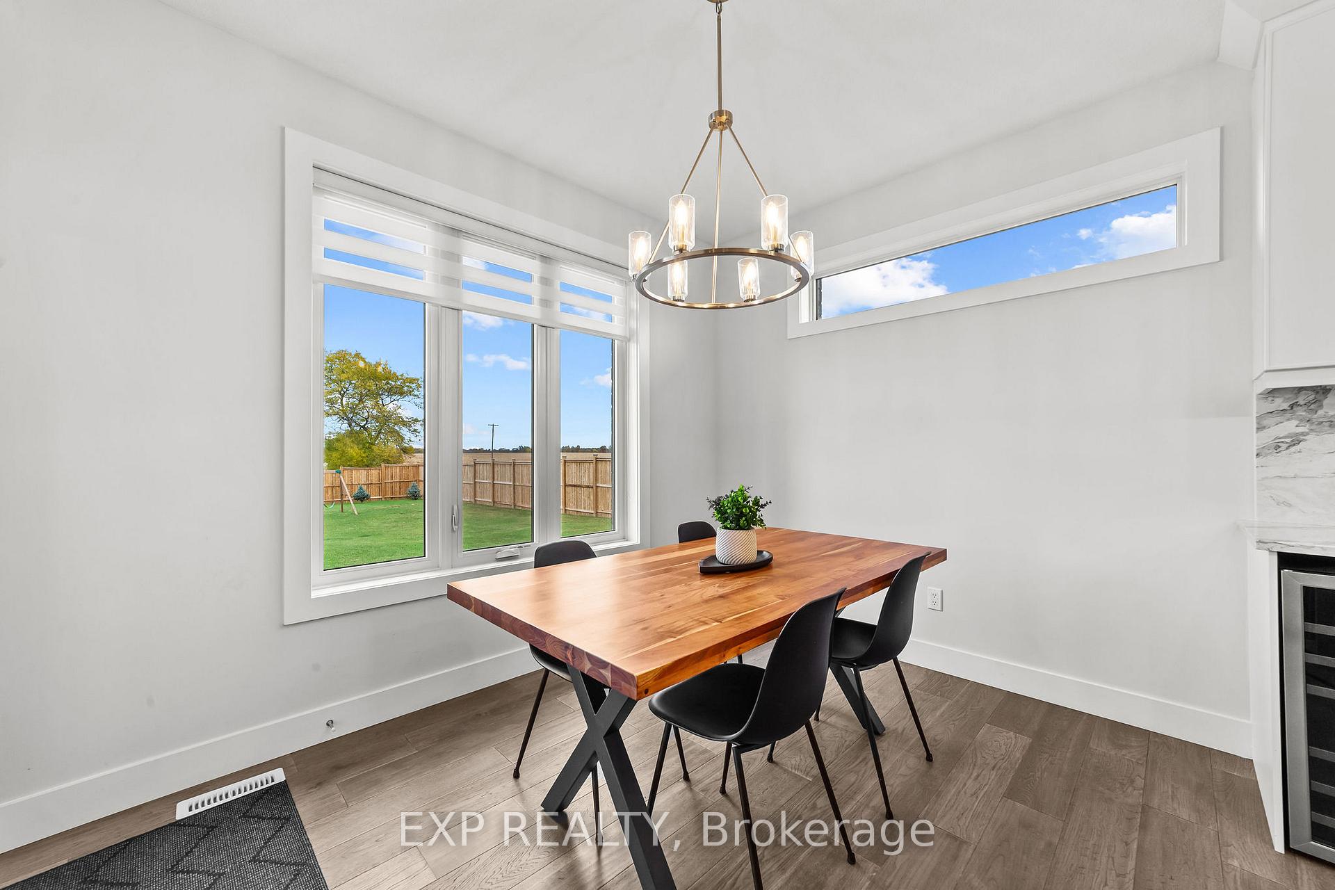Photo 10 of 6572 Calvert Drive, Strathroy-Caradoc, Rural Strathroy-Caradoc — HOMEH