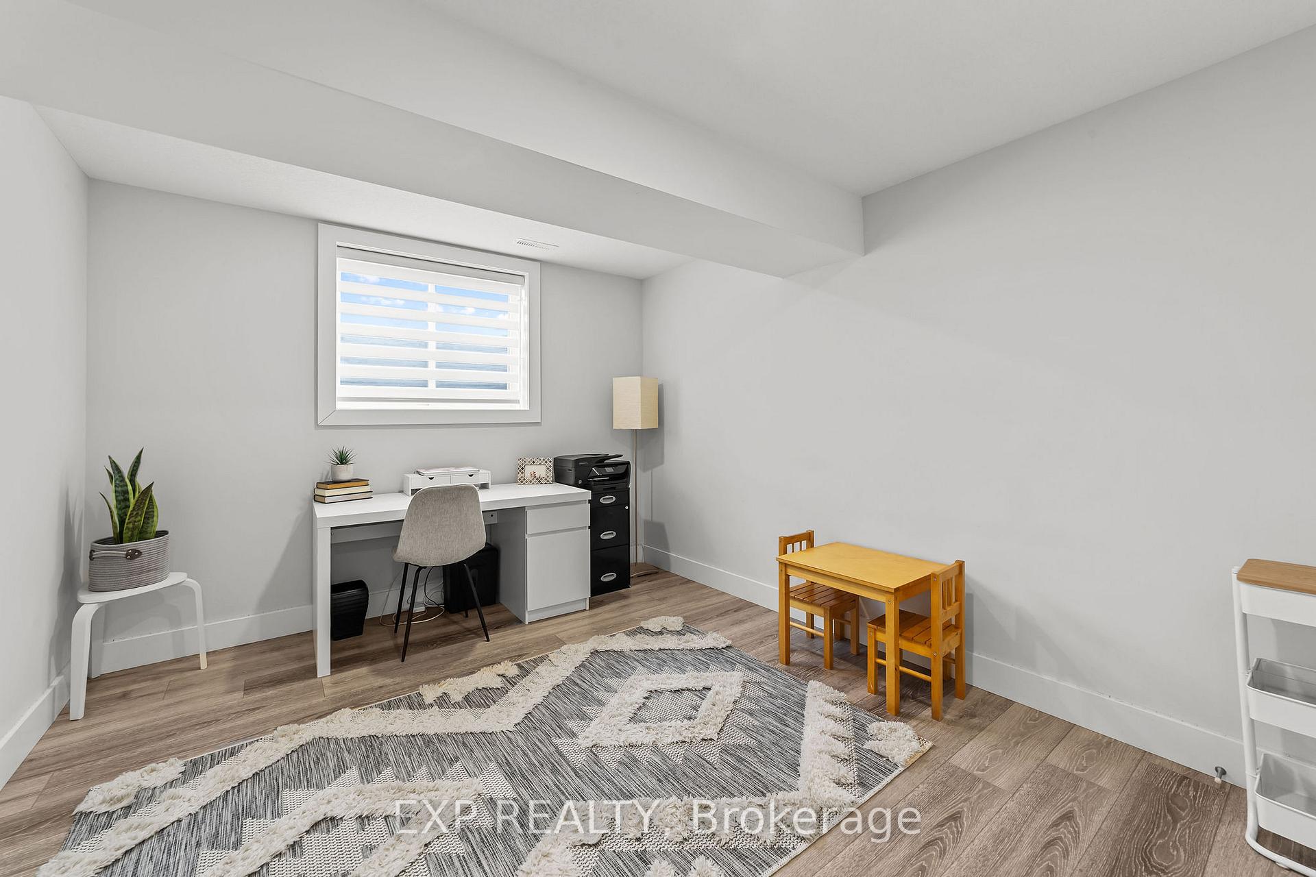 Photo 24 of 6572 Calvert Drive, Strathroy-Caradoc, Rural Strathroy-Caradoc — HOMEH