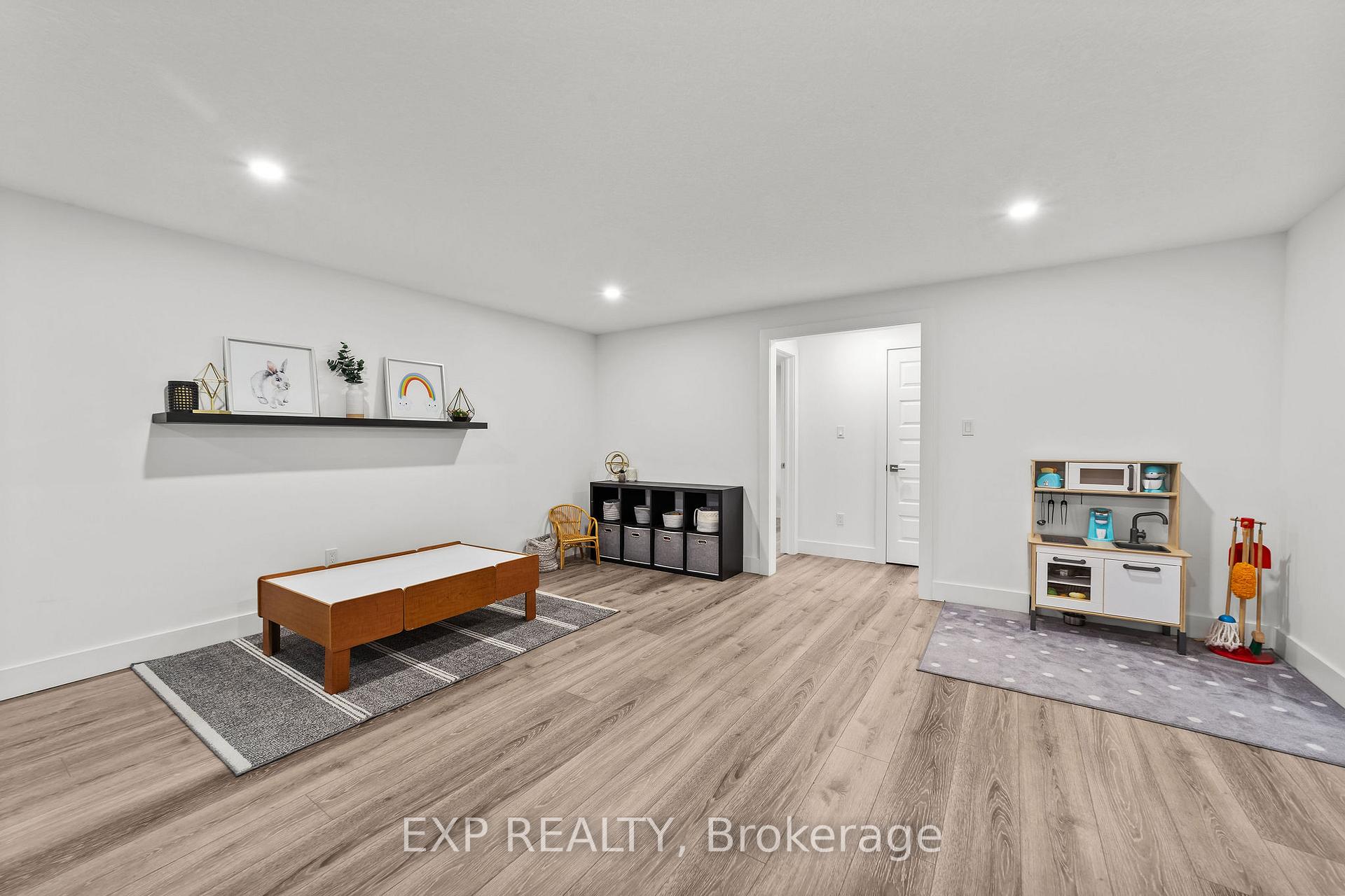 Photo 22 of 6572 Calvert Drive, Strathroy-Caradoc, Rural Strathroy-Caradoc — HOMEH