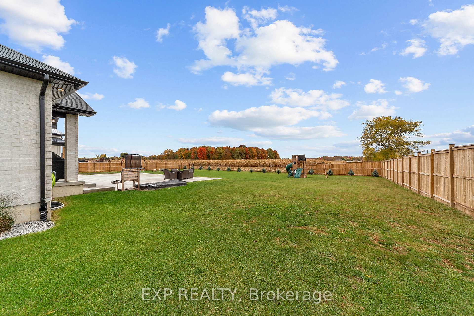 Photo 41 of 6572 Calvert Drive, Strathroy-Caradoc, Rural Strathroy-Caradoc — HOMEH