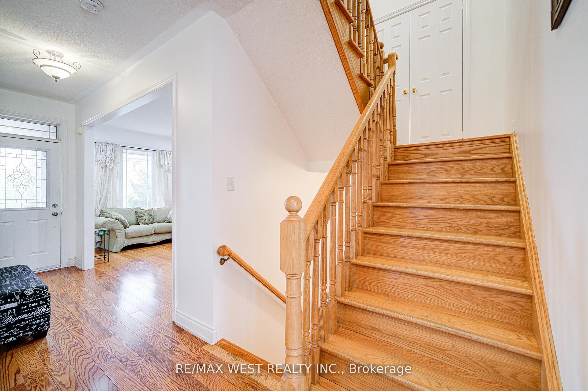 Photo 4 of 12 Eaglefield Gate, Brampton, Fletcher's Meadow — HOMEH