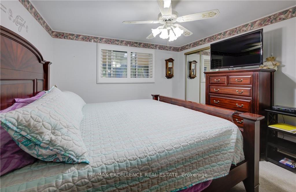 Photo 16 of 131 Gracefield Crescent, Kitchener — HOMEH