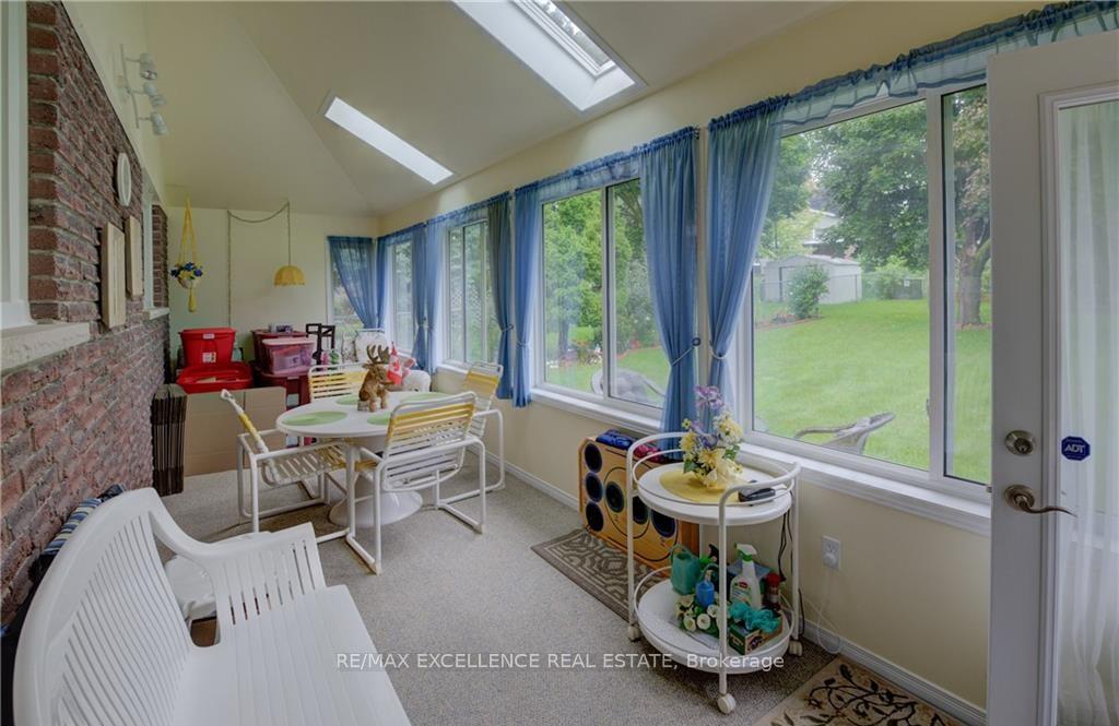 Photo 17 of 131 Gracefield Crescent, Kitchener — HOMEH