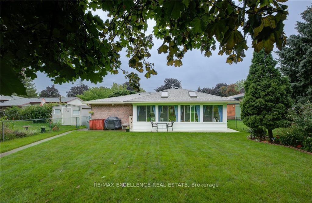 Photo 31 of 131 Gracefield Crescent, Kitchener — HOMEH