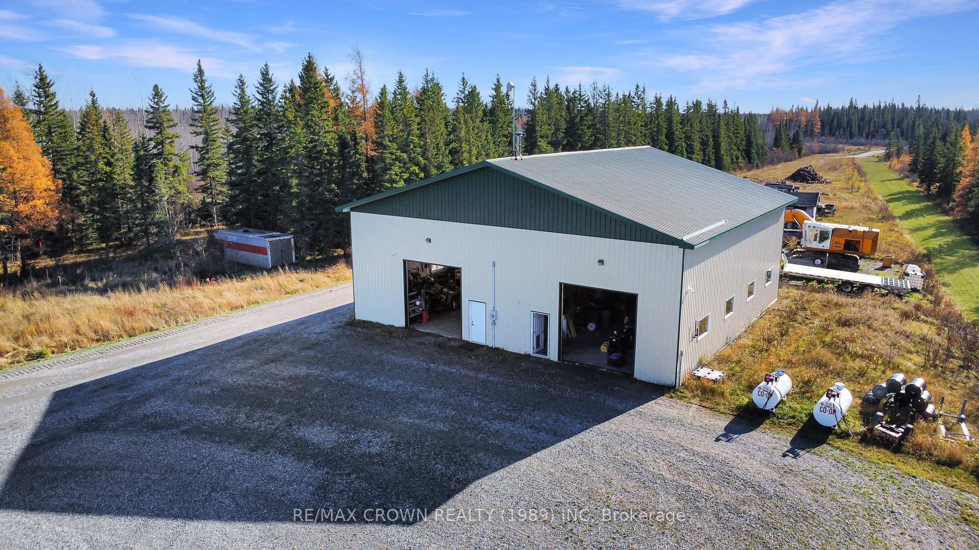 Photo 21 of 2027 Highway 11 W, Hearst — HOMEH