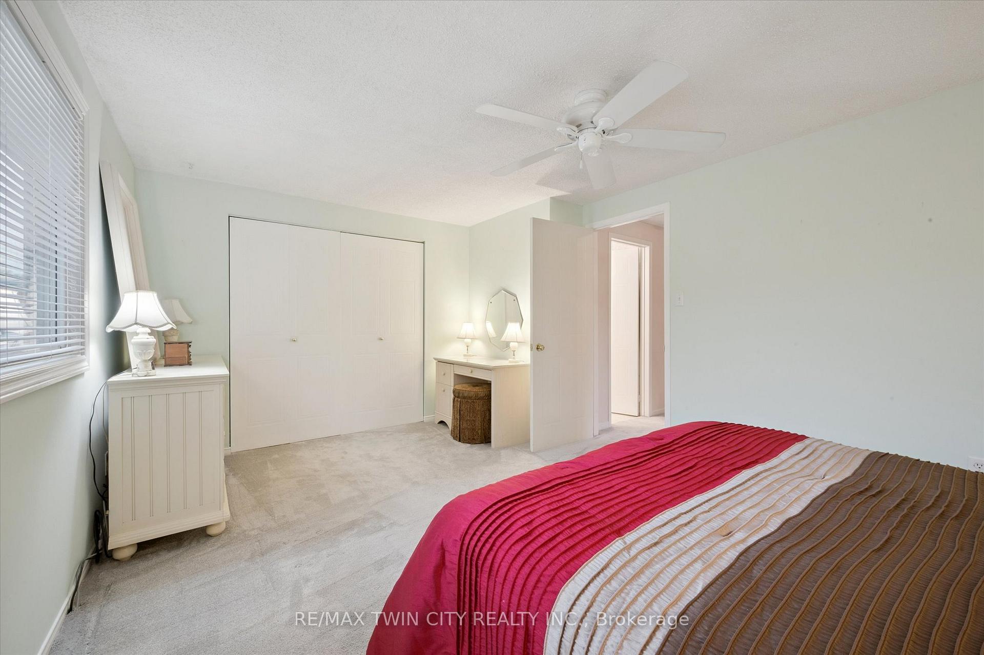 Photo 9 of 66 Benesfort Drive, Kitchener — HOMEH