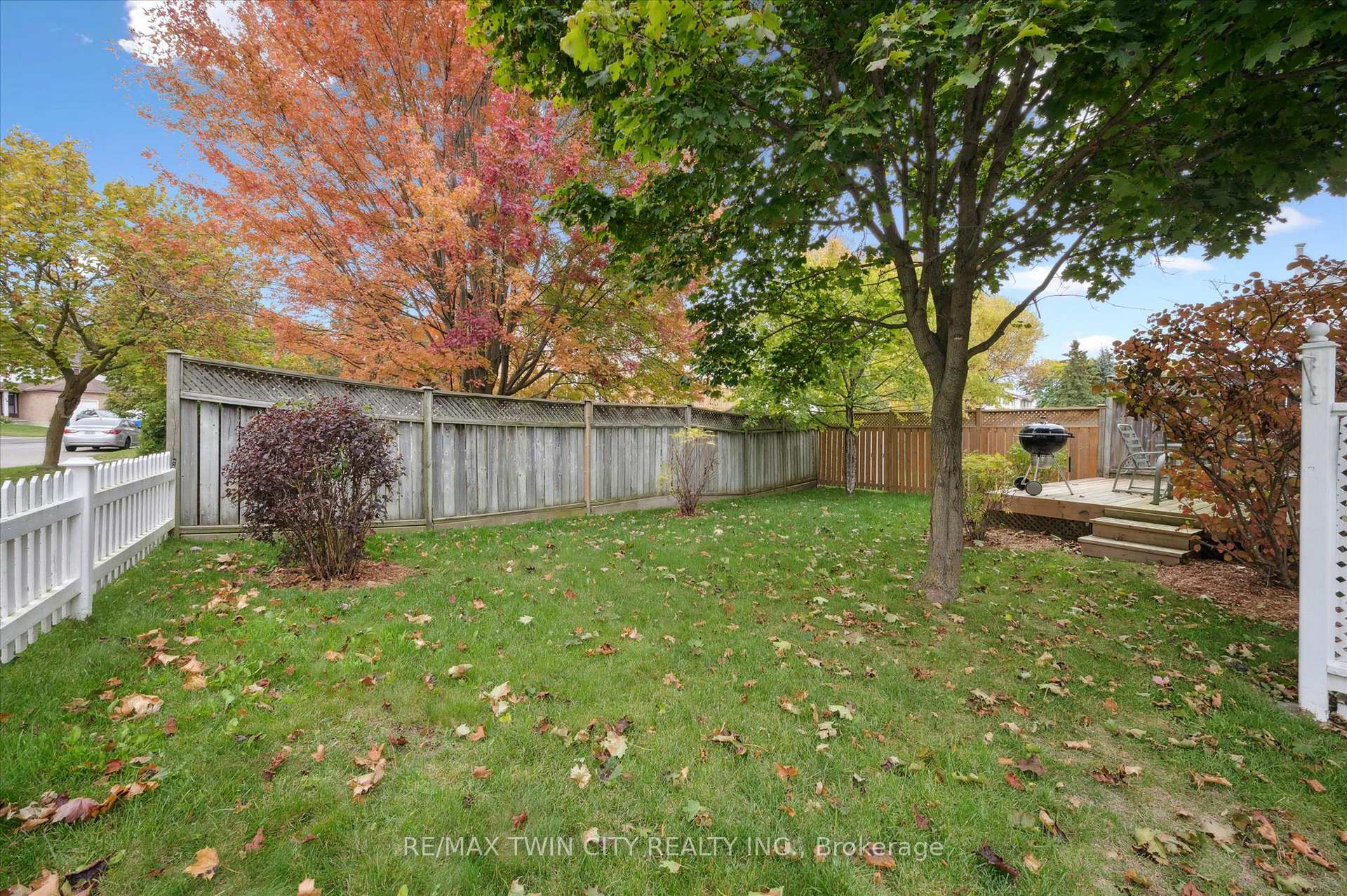 Photo 15 of 66 Benesfort Drive, Kitchener — HOMEH