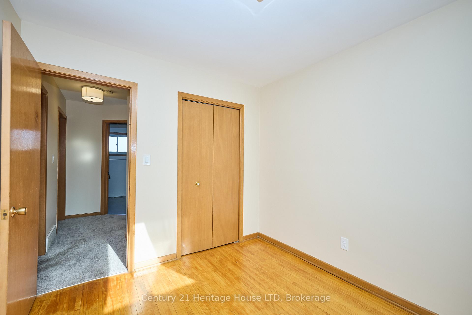 Photo 19 of 55 Windward Street, St. Catharines, Carlton/Bunting — HOMEH
